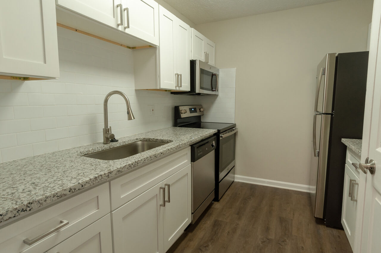 Arbor Ridge Apartments – photo 2