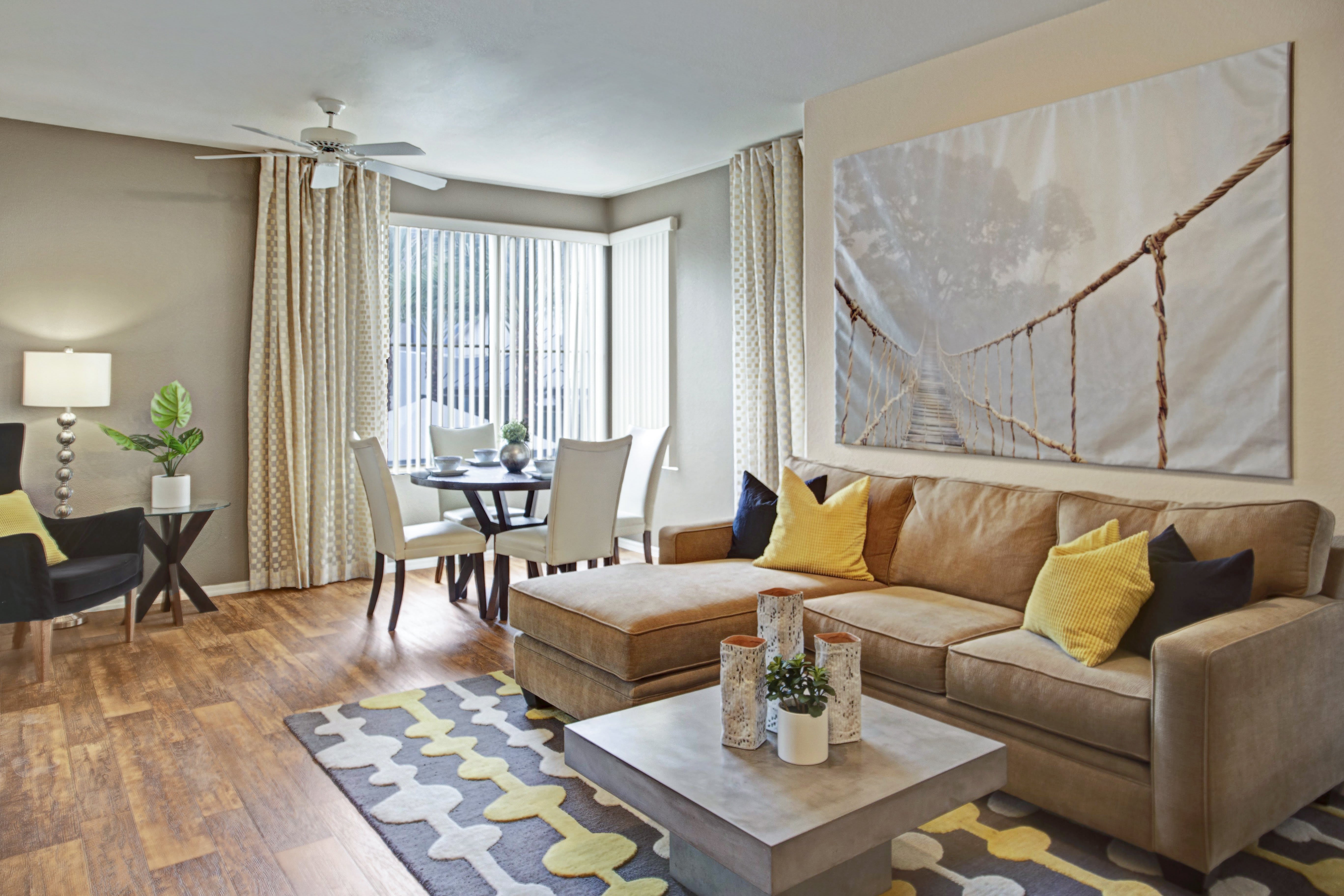 Rio Paradiso Apartment Homes – photo 3