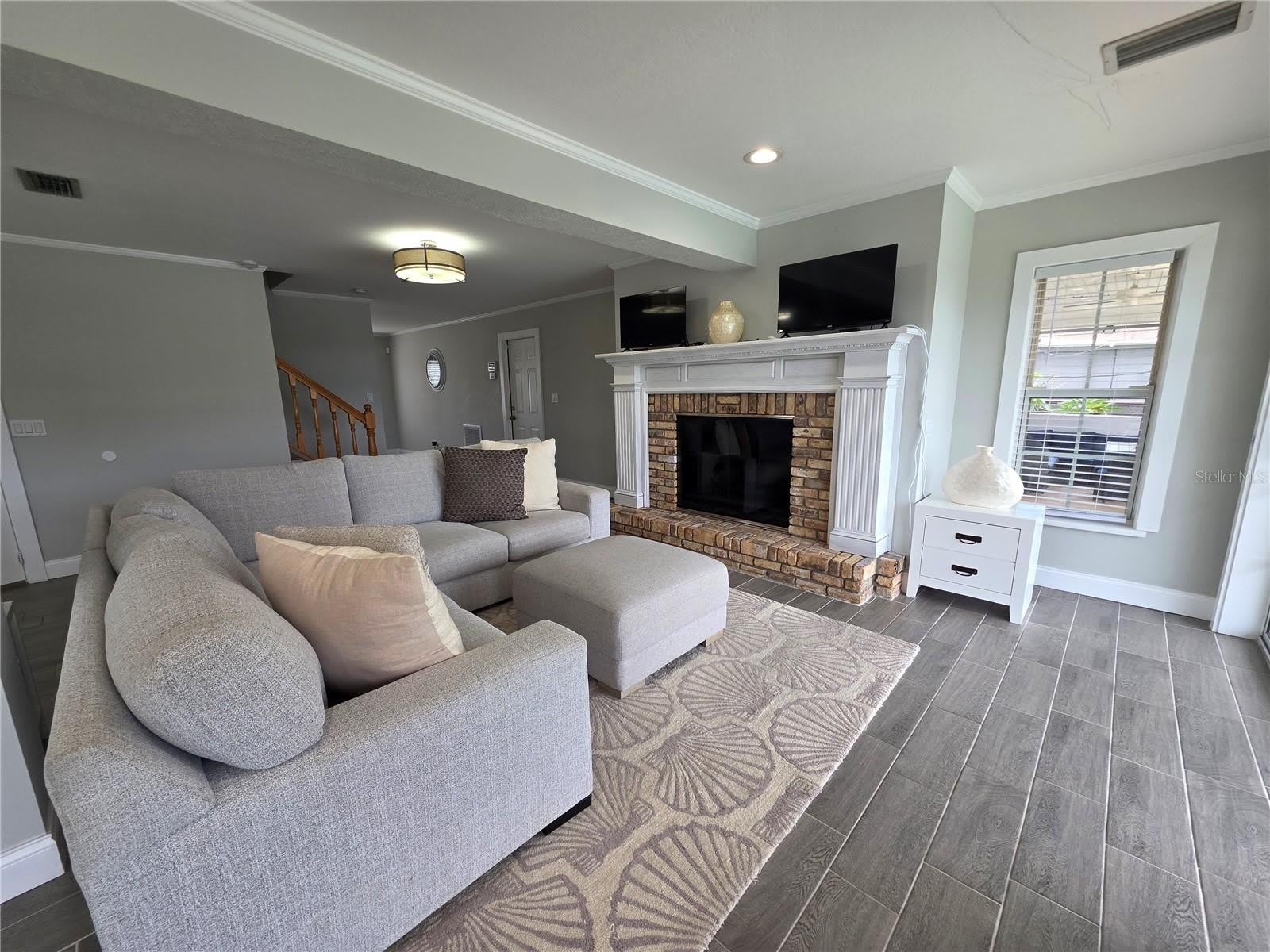 8706 ELMWOOD Lane – photo 5