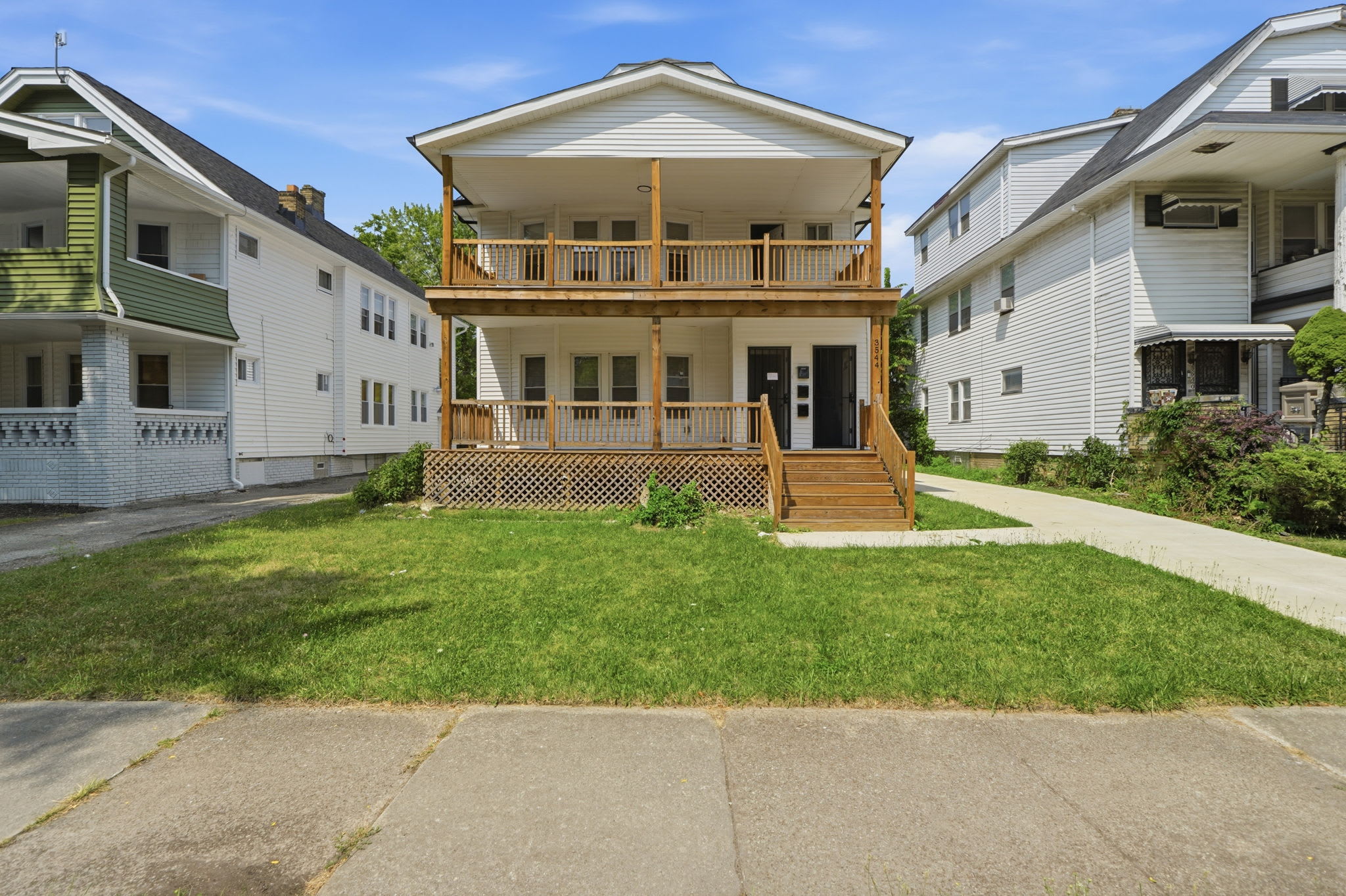 3544 East 153rd Street, Unit 1 – photo 2