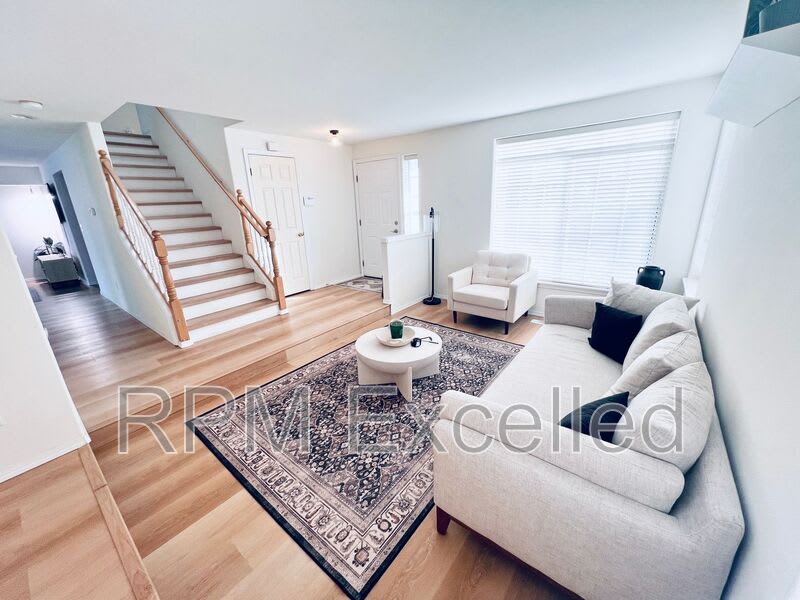 9426 S 242nd St – photo 4