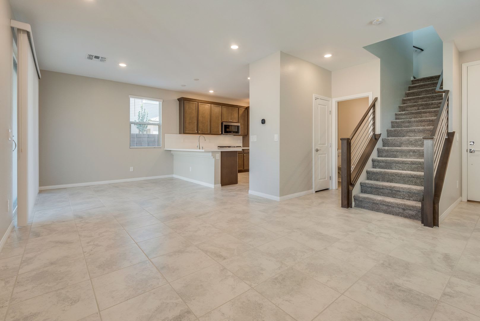 Charming Two-Story Home Near Summerlin – photo 4