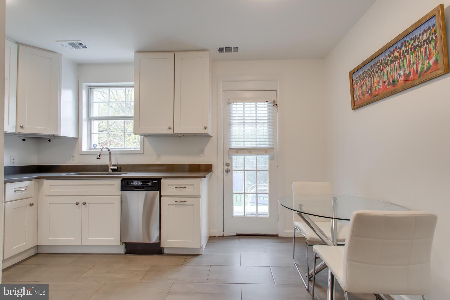 2707 WALTER REED – photo 4