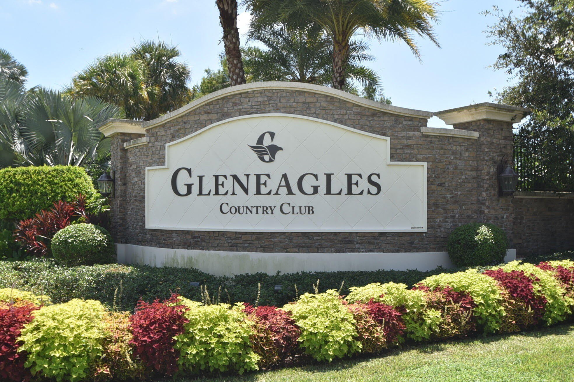 7563 Glendevon Lane – photo 2