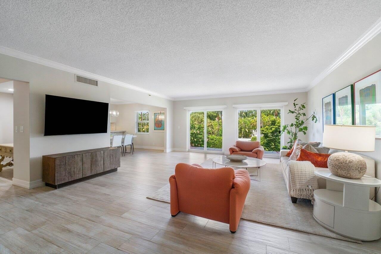 950 De Soto Road – photo 4