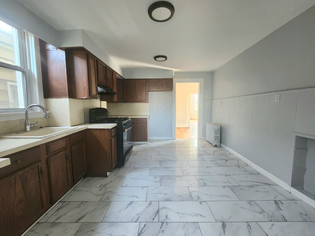 261 New York Ave – photo 1