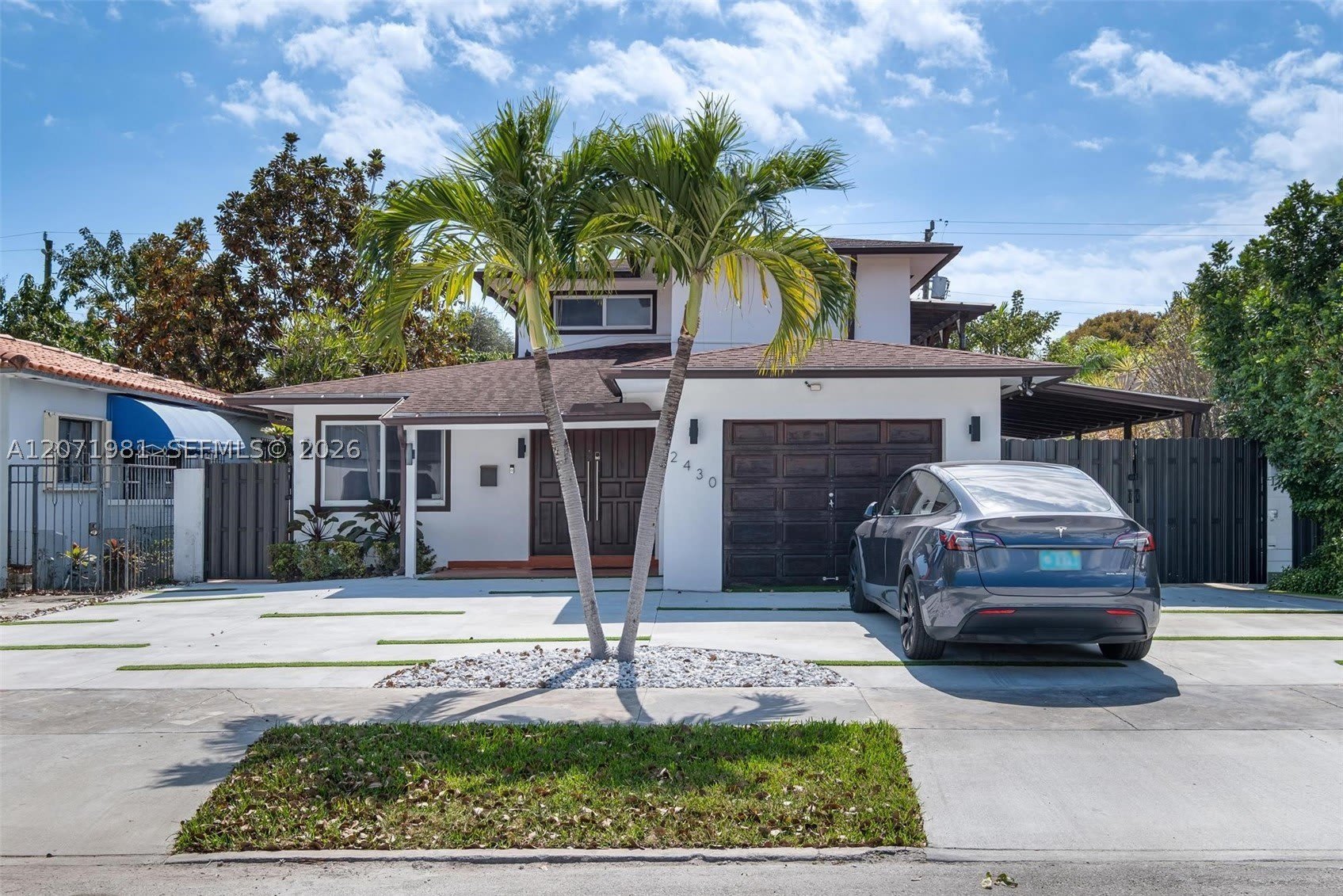 2430 SW 22nd Ter – photo 1