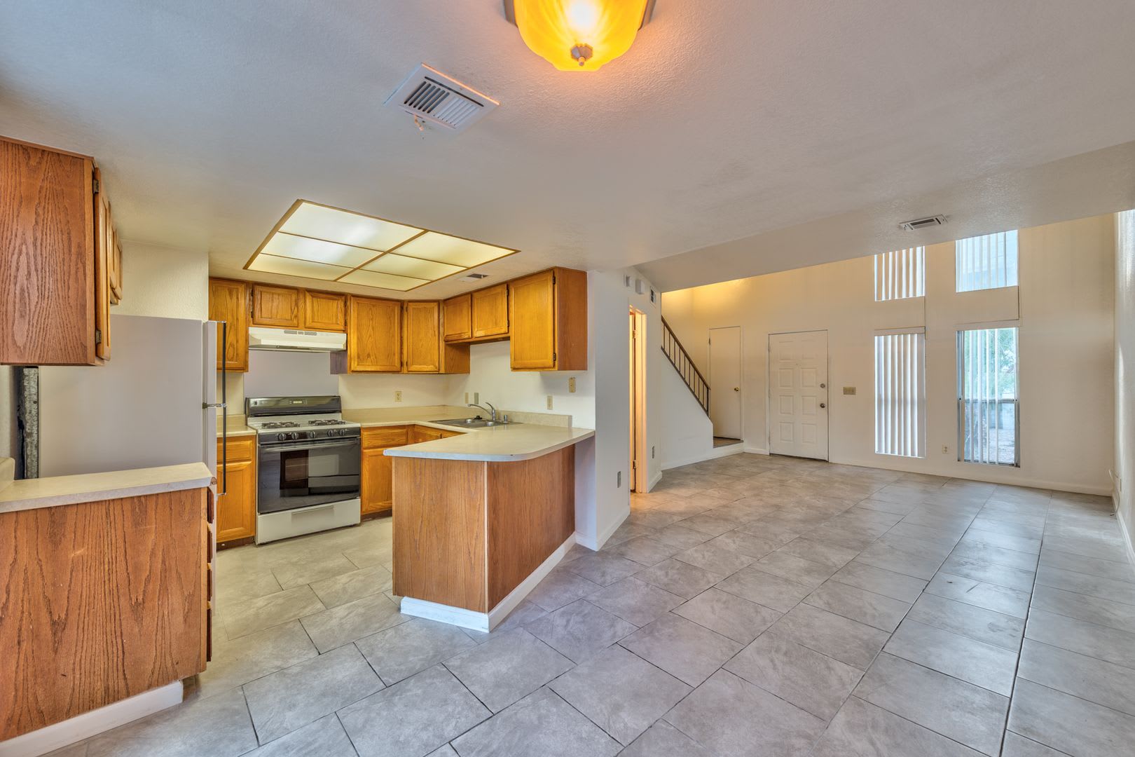 587 Sellers Place, Henderson, NV 89011 – photo 4