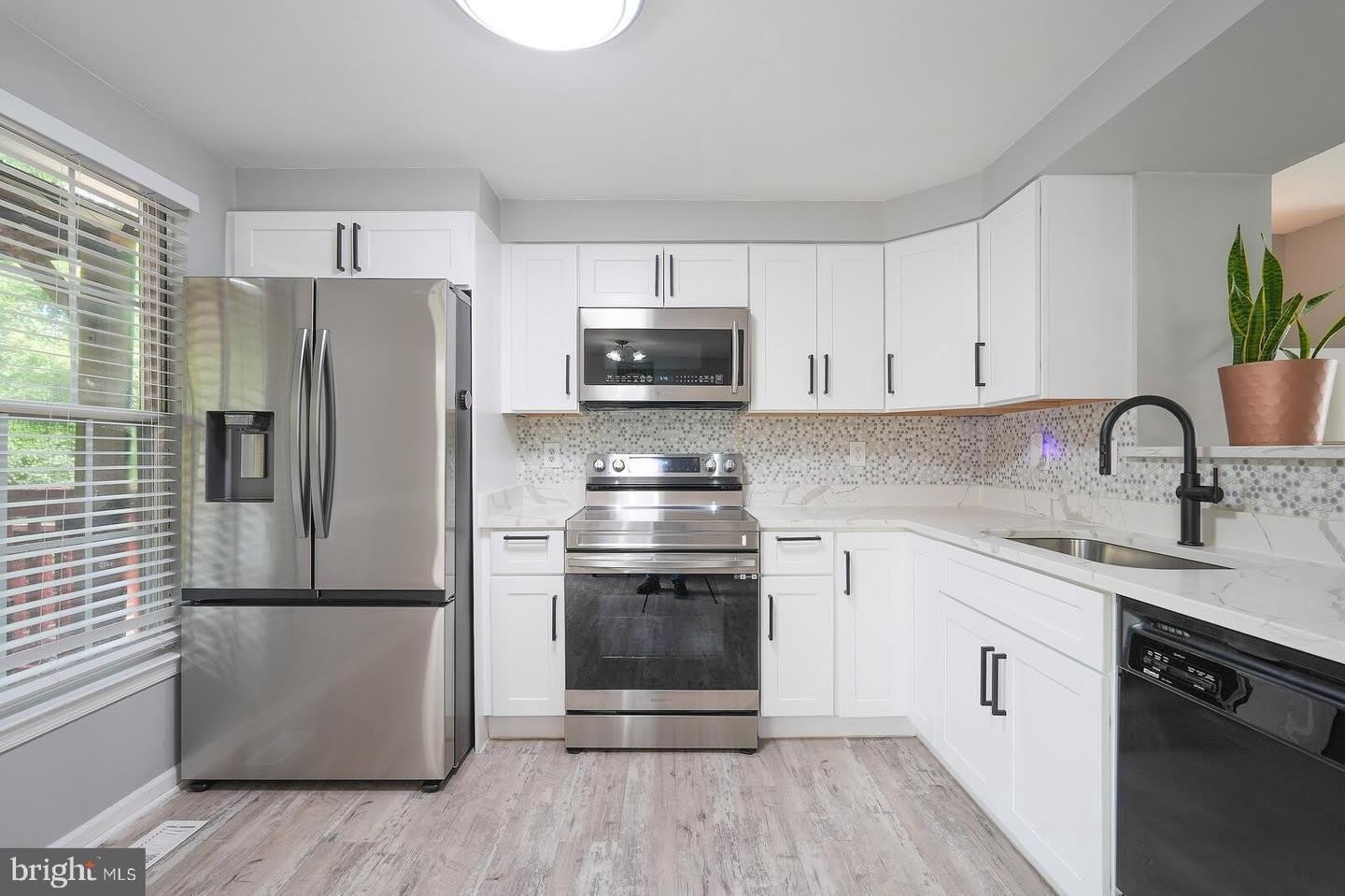 509 SEDGWICK Court – photo 4