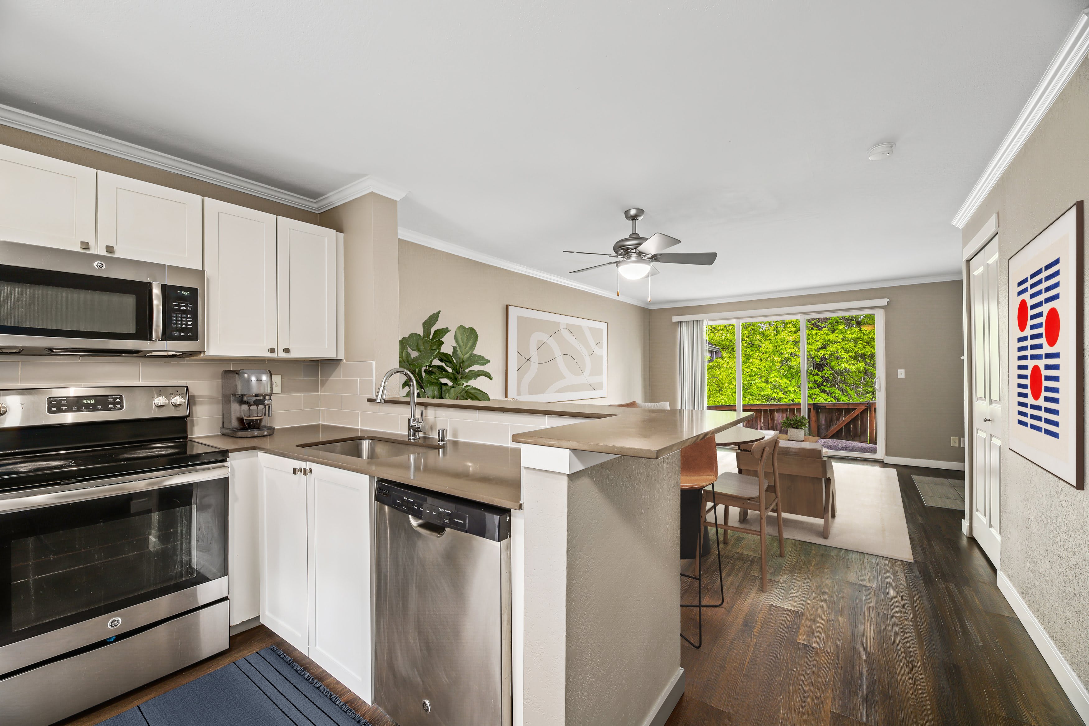 The Row Townhomes – photo 3