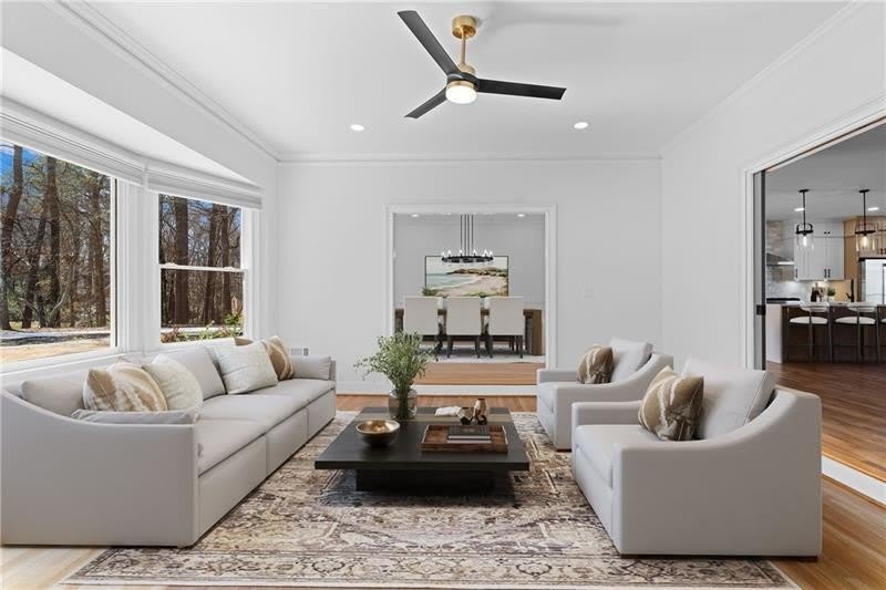 350 Kelson Drive – photo 4