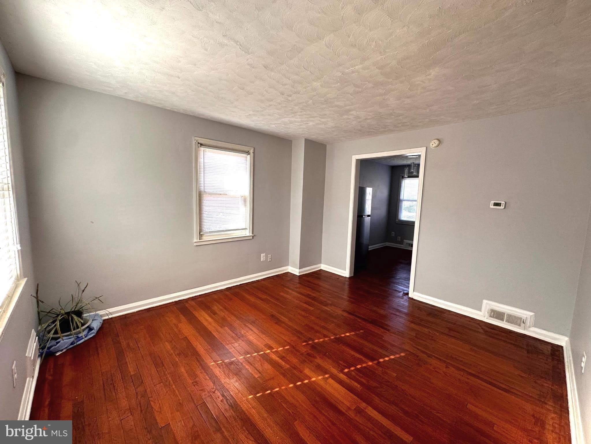 1008 TUNBRIDGE Road – photo 2