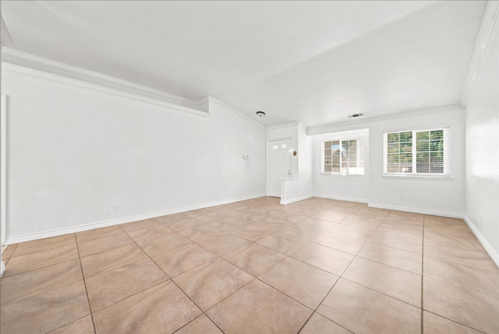 8408 Silver Run Way – photo 5