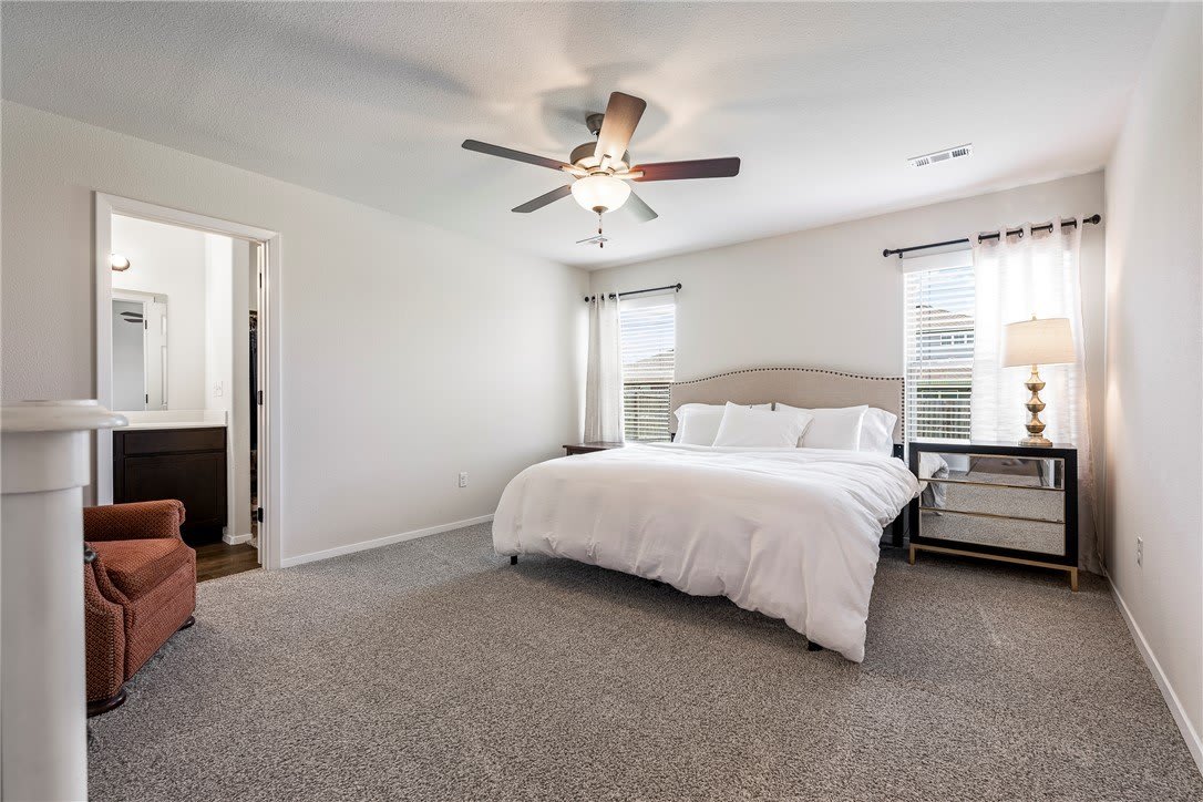 2313 Pinewood Avenue – photo 4