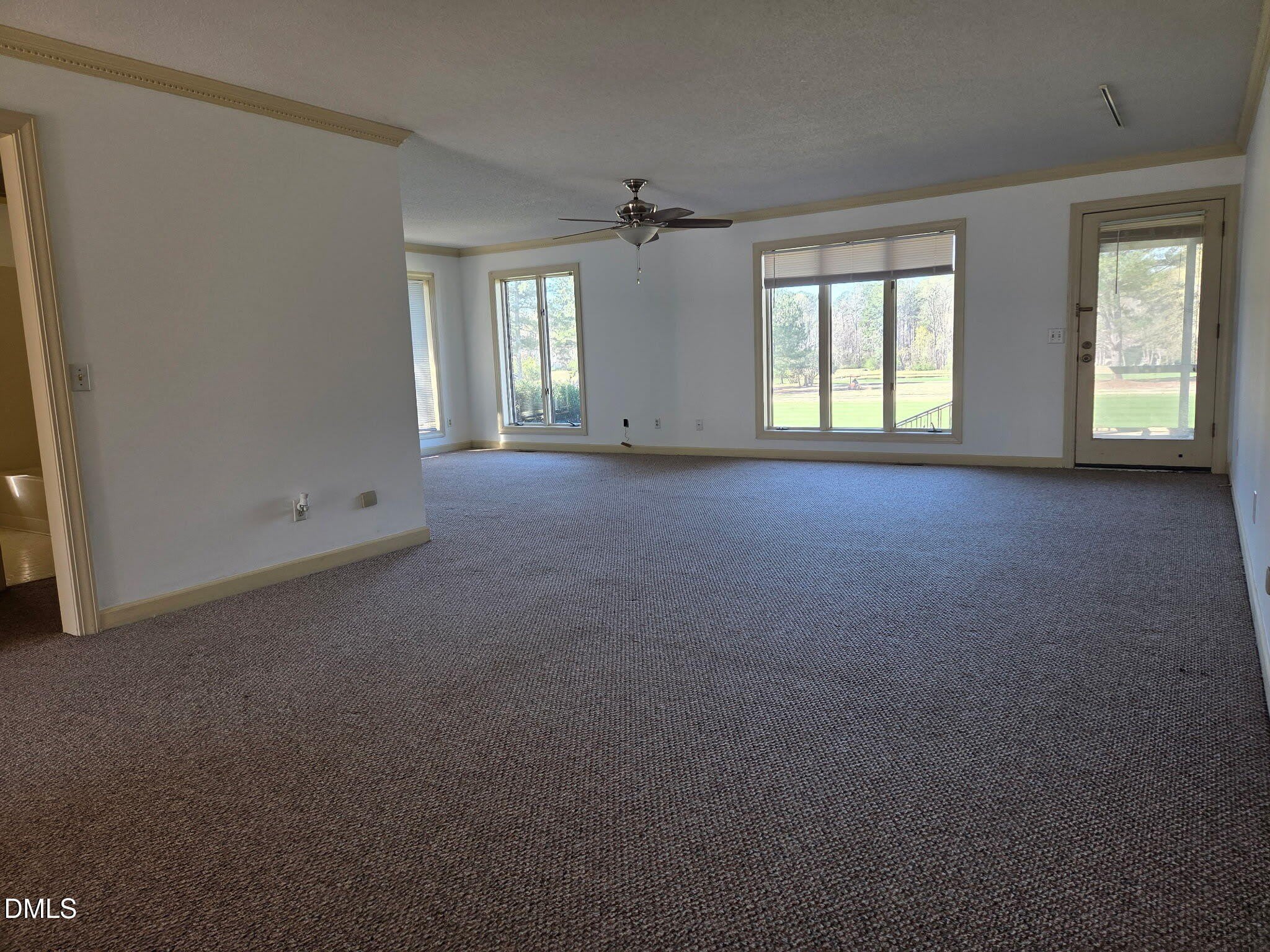 7213 Ridgefield Court – photo 2