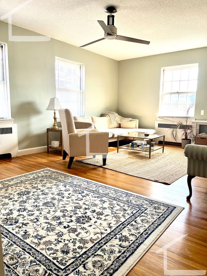 30 Browne St #5E Brookline MA 02445 – photo 1
