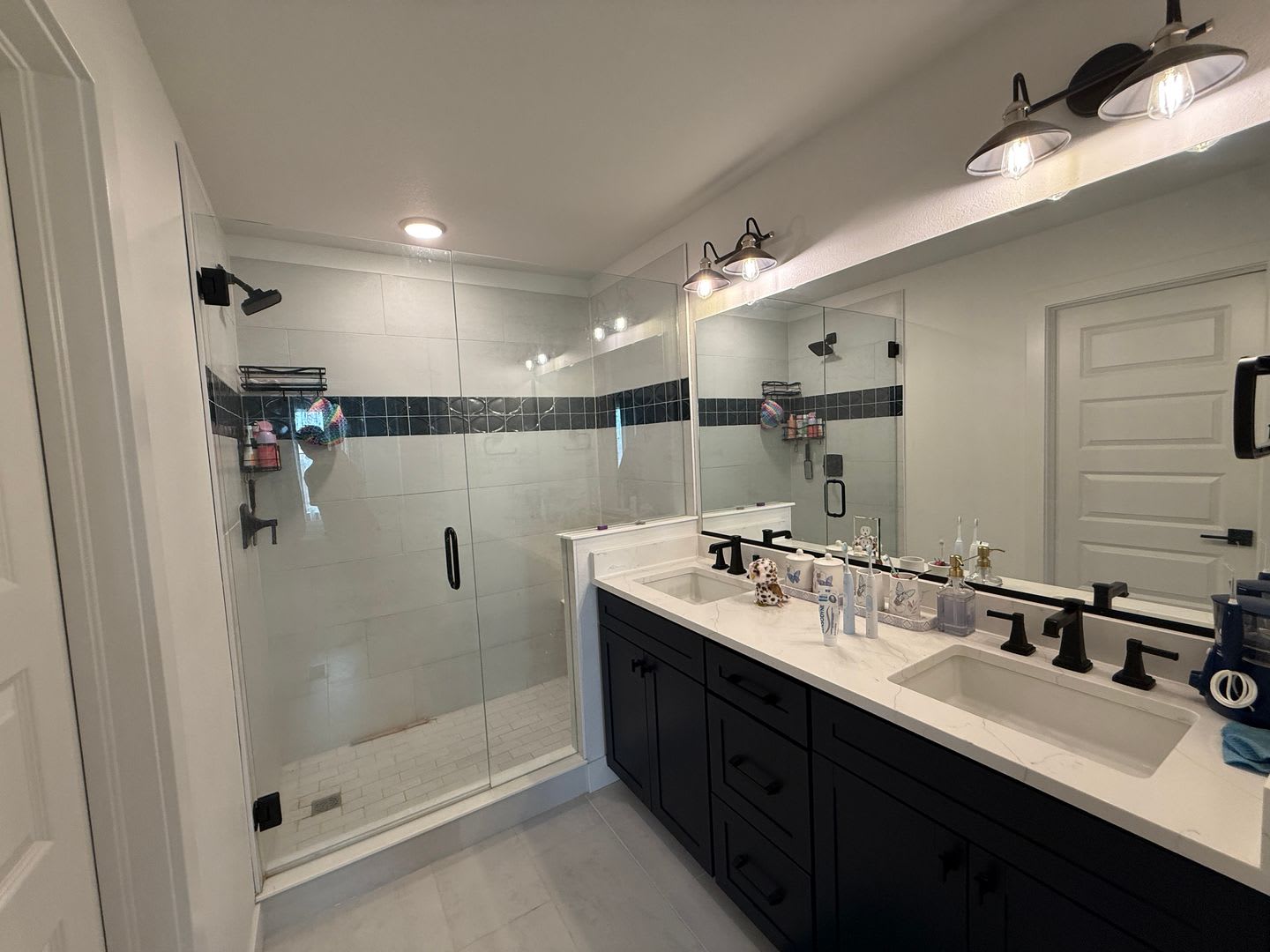 Beautiful 2024-Built 4 Bedroom, 4 Bathroom Home with Pikes Peak Views off Interquest!!! – photo 5