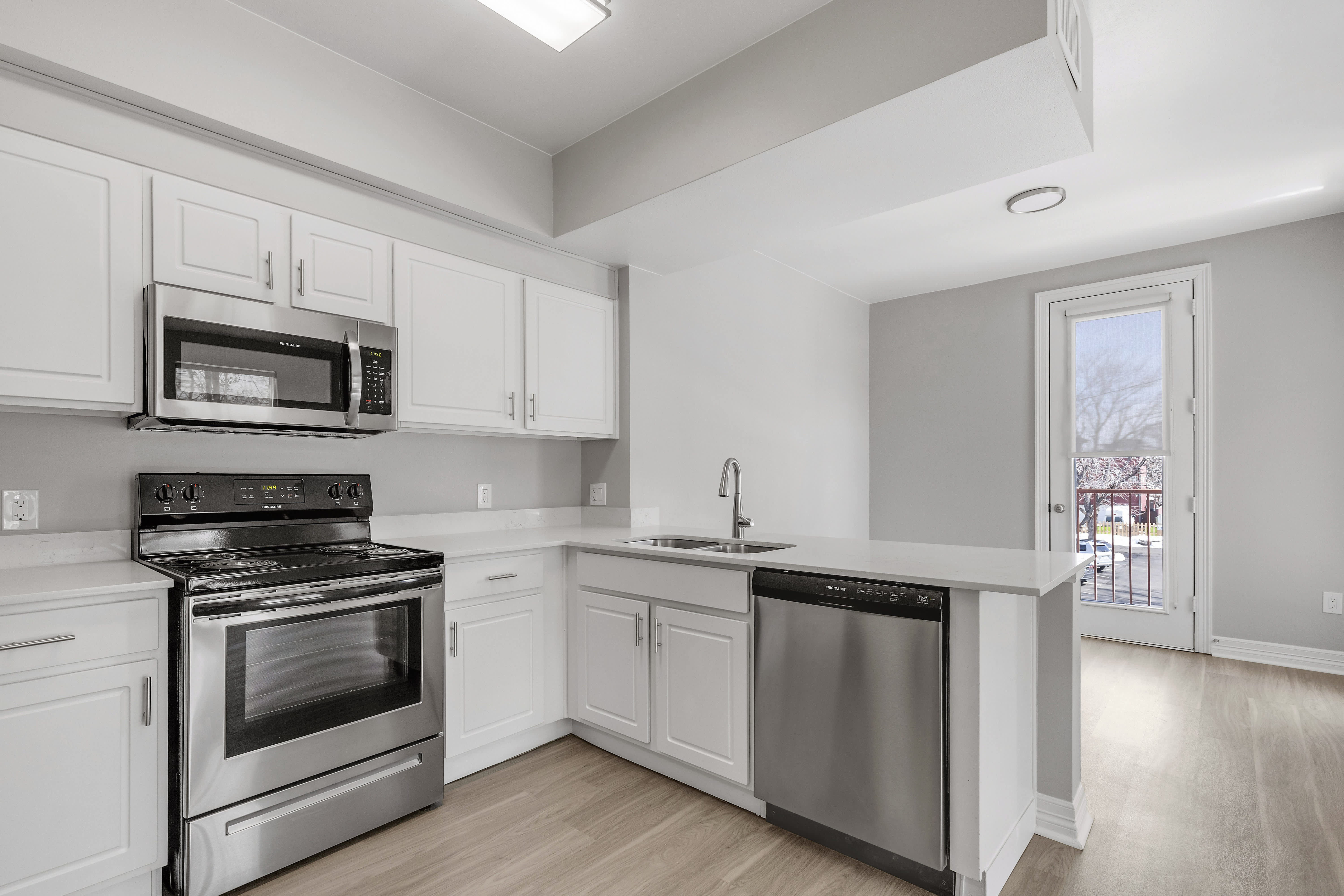 1721 Marion – photo 3