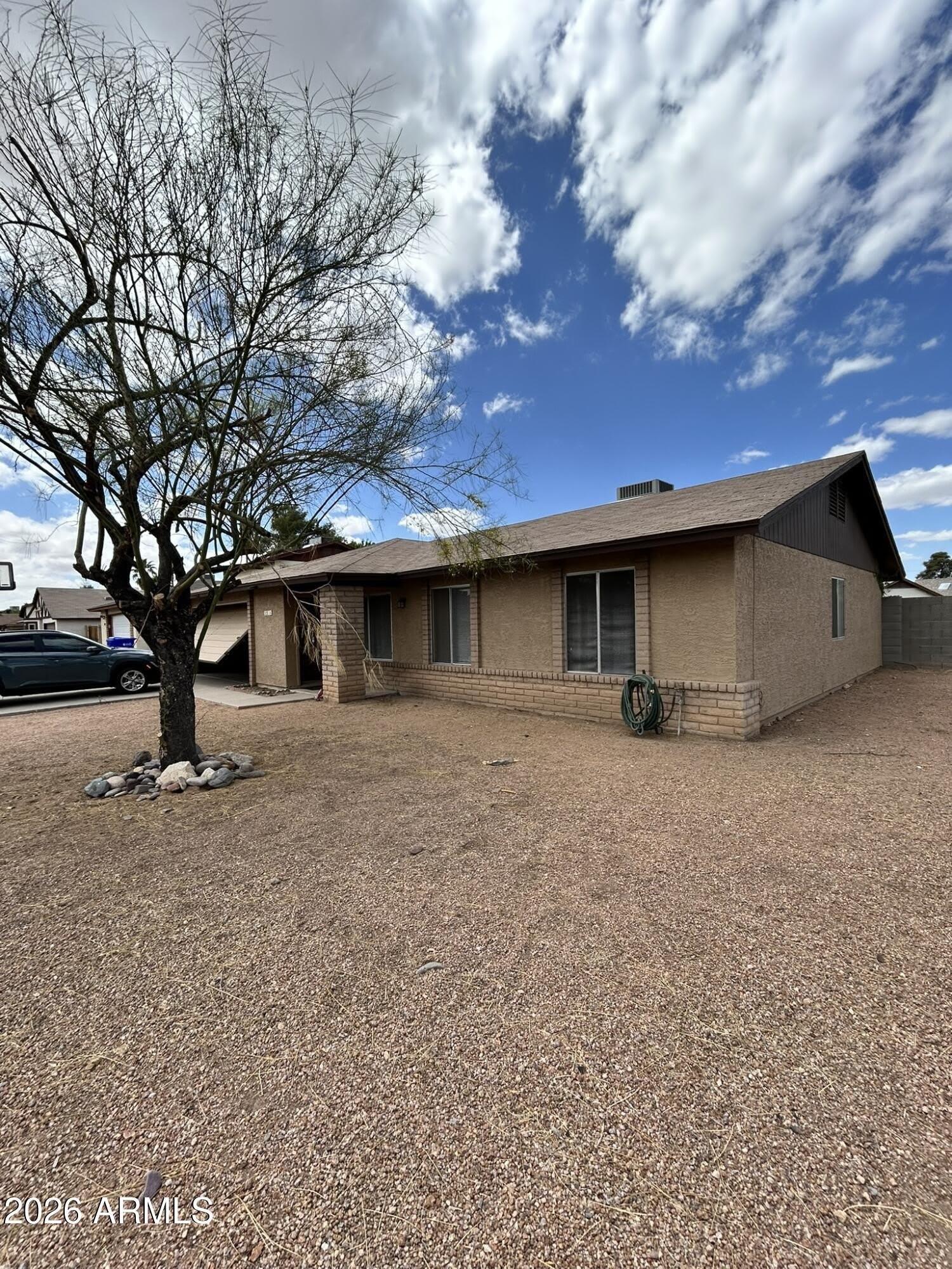 3226 N SYCAMORE Place – photo 2