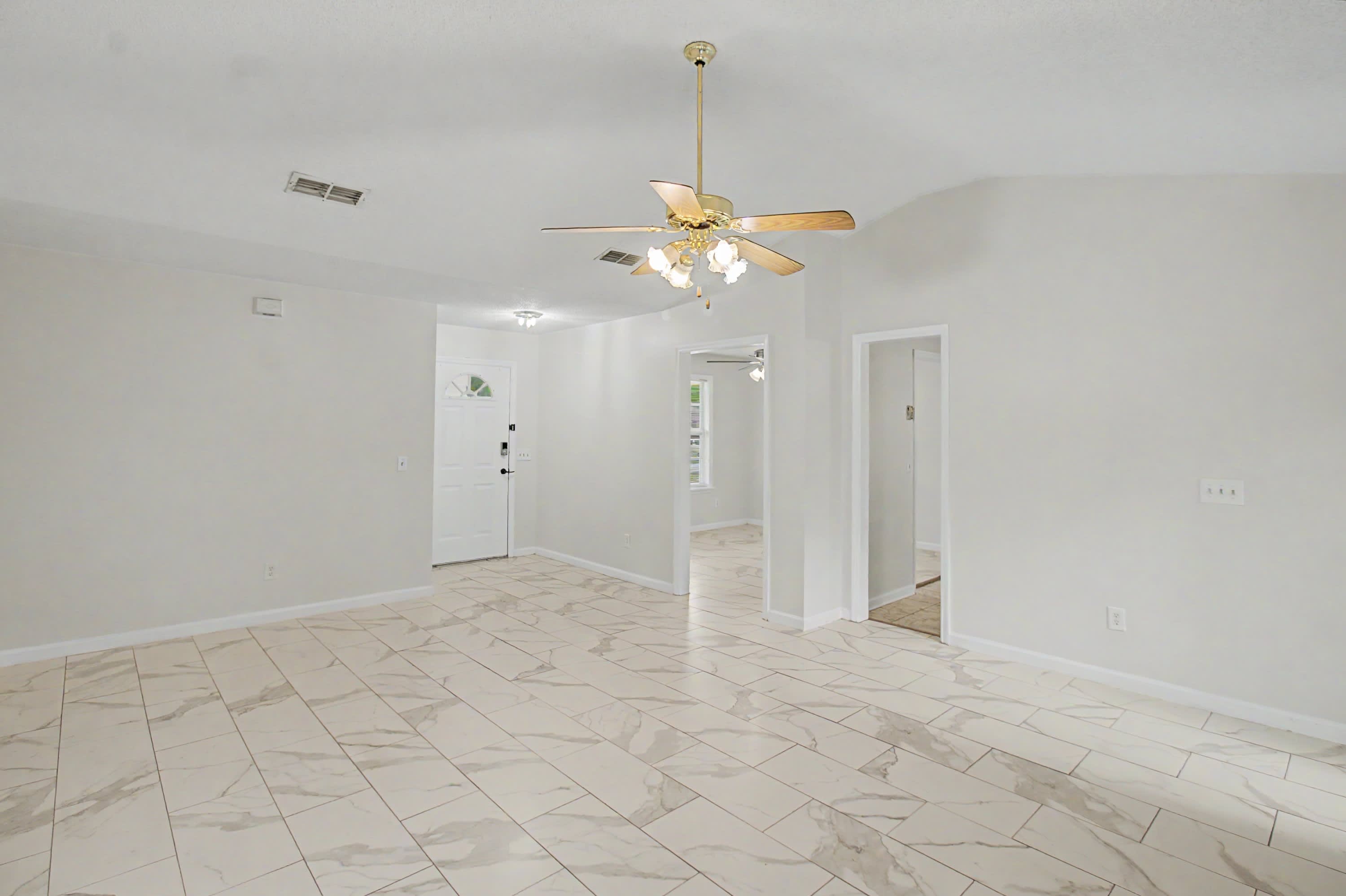 340 McCumber Drive – photo 4