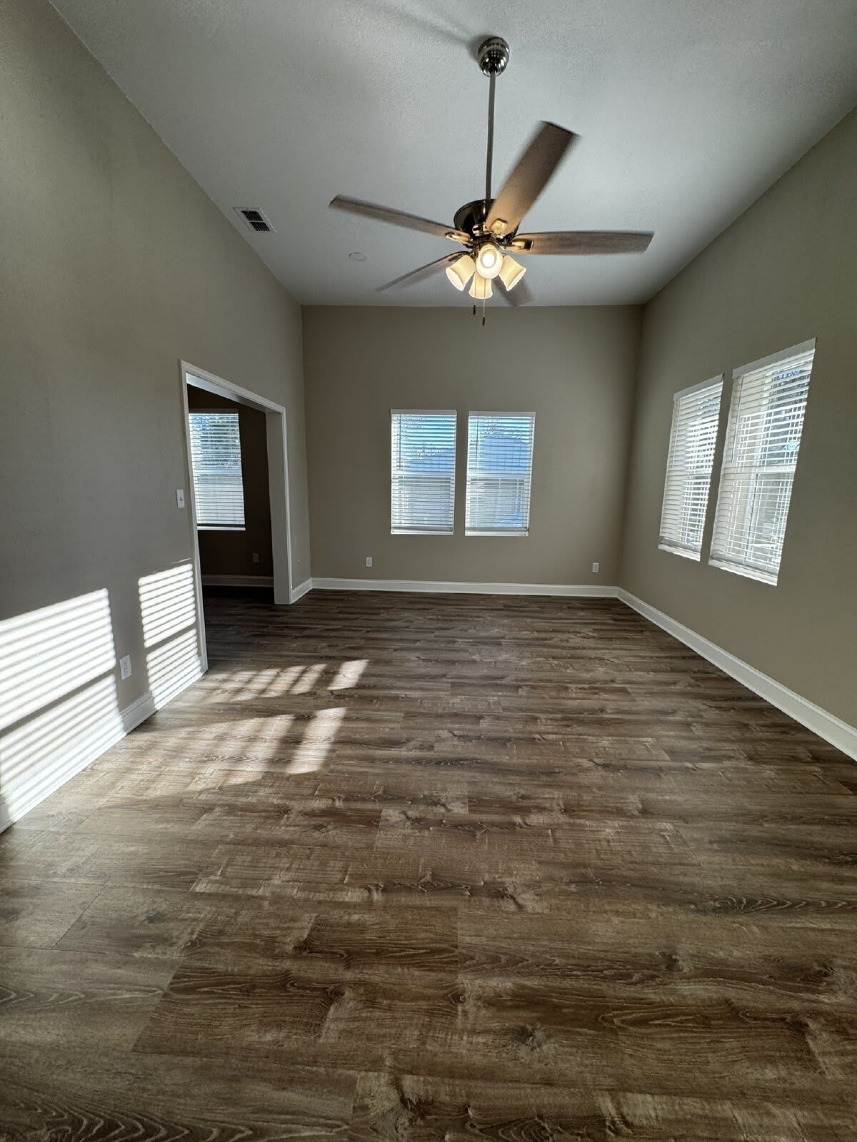 939 W Frey Street – photo 3