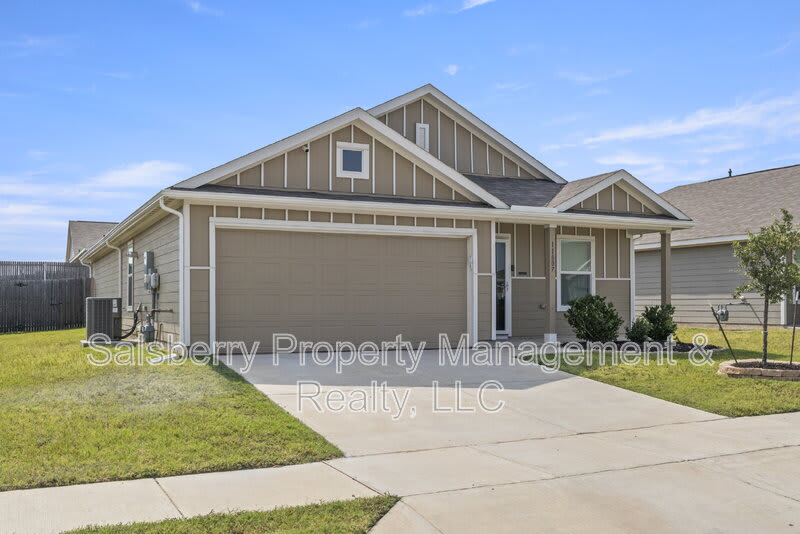 11807 Marcellus Way – photo 2