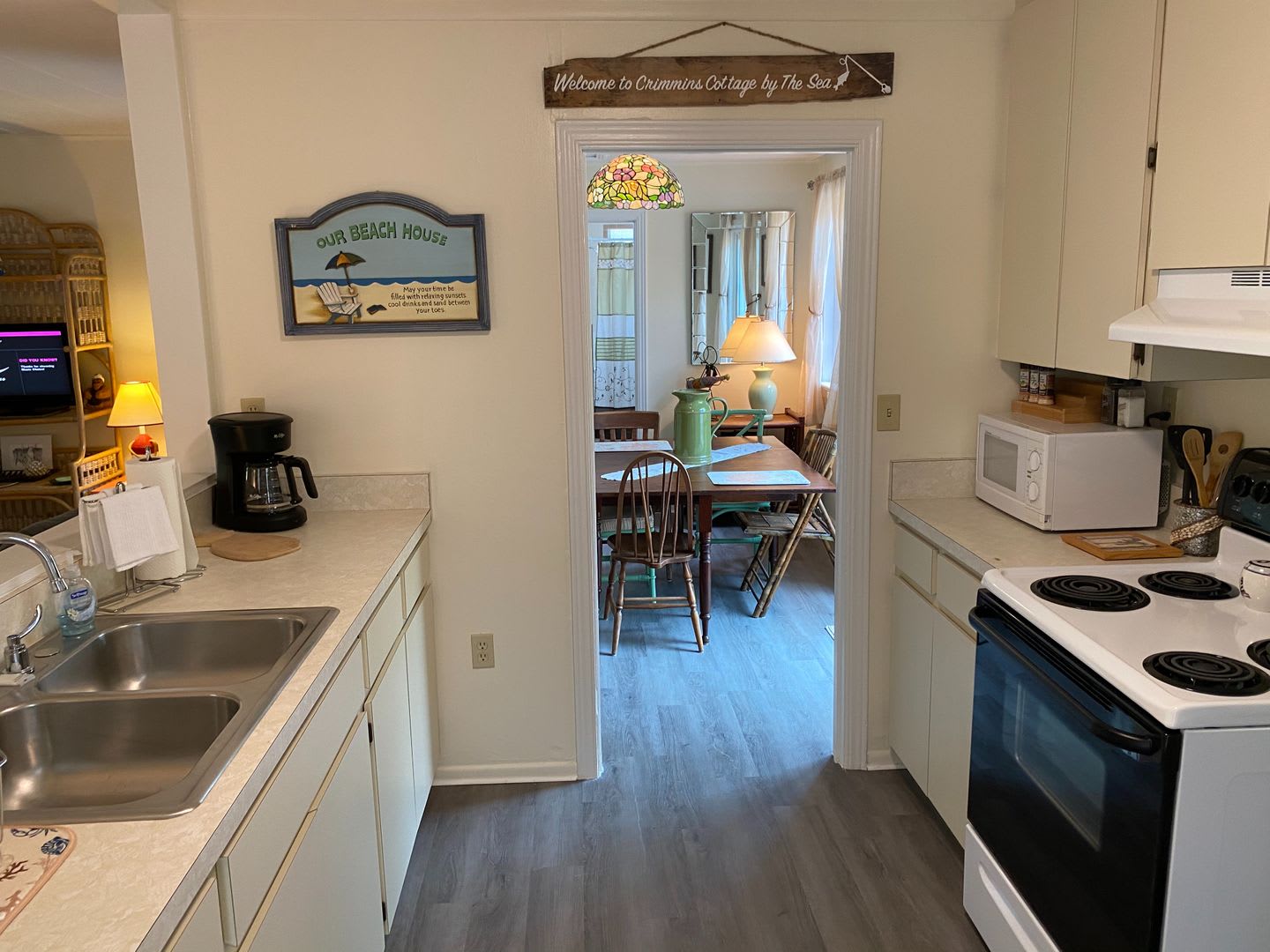 Nokomis Beachy Bungalow (Off Season) – photo 3