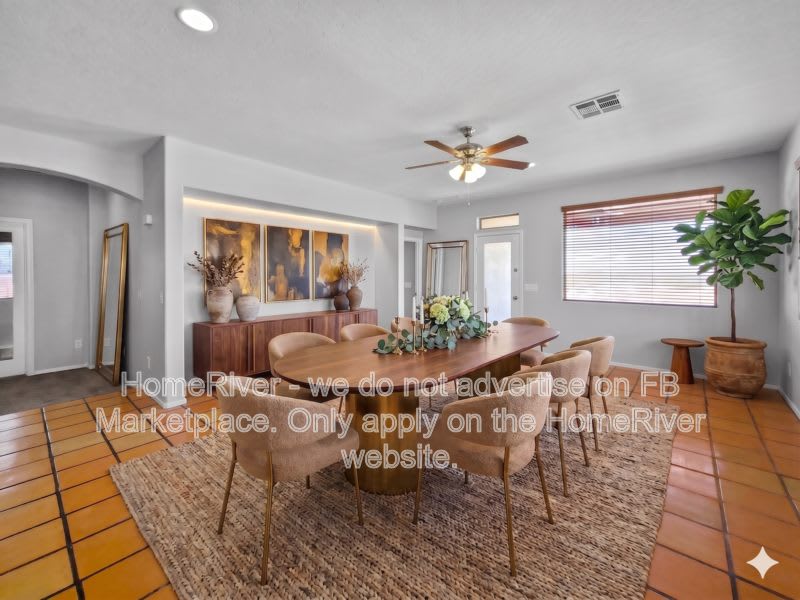 18394 W Paseo Way – photo 3