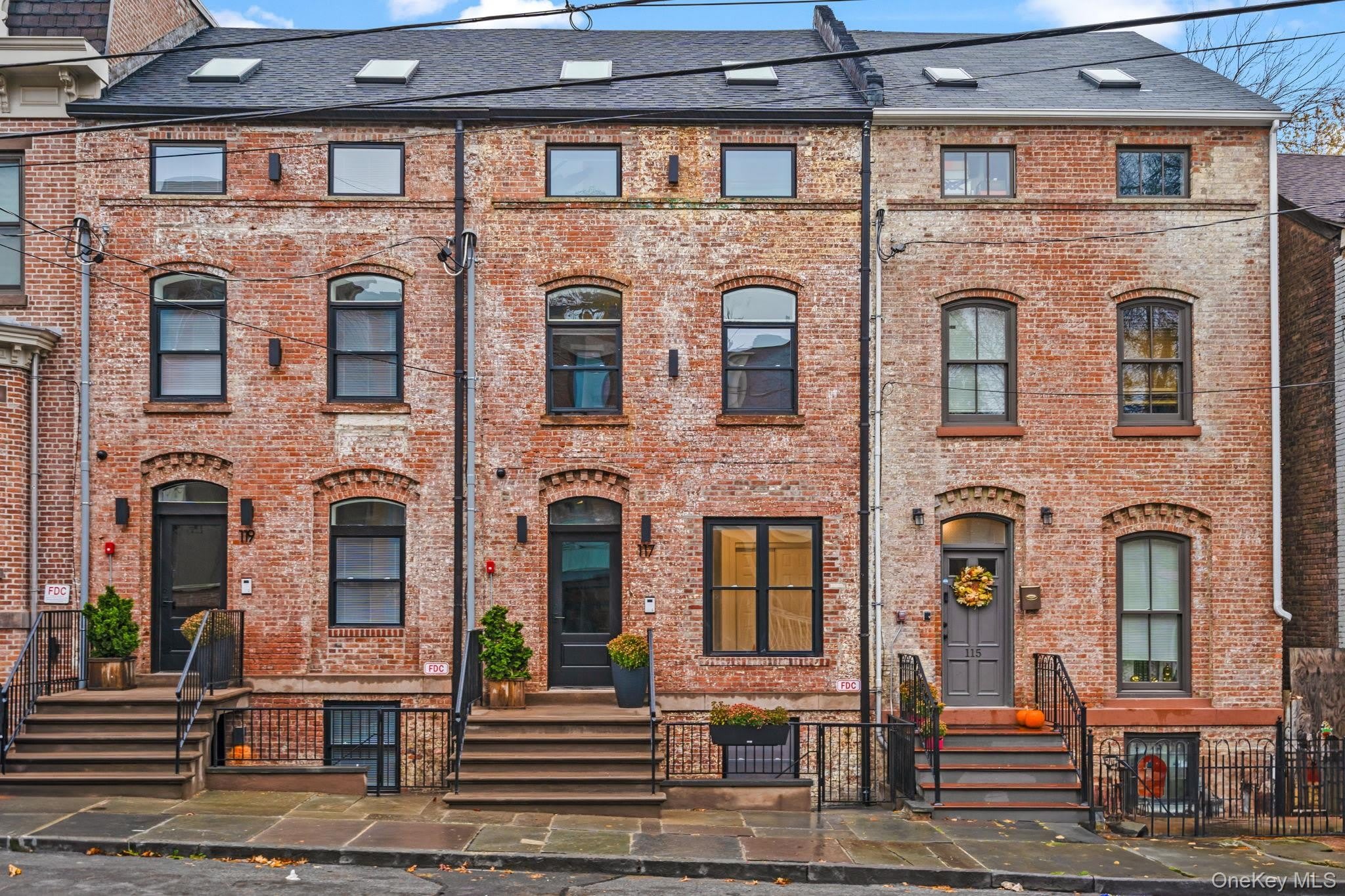 117 Lander Street – photo 2