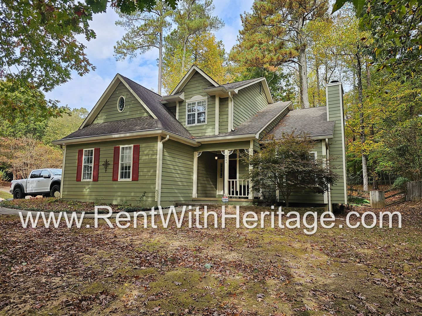 WOW! GORGEOUS HOME WITH ATTENTION TO DETAIL/ POPULAR ARBOR CROSSING SUBDIVSION/ CHAPEL HILL SCHOOLS – photo 3