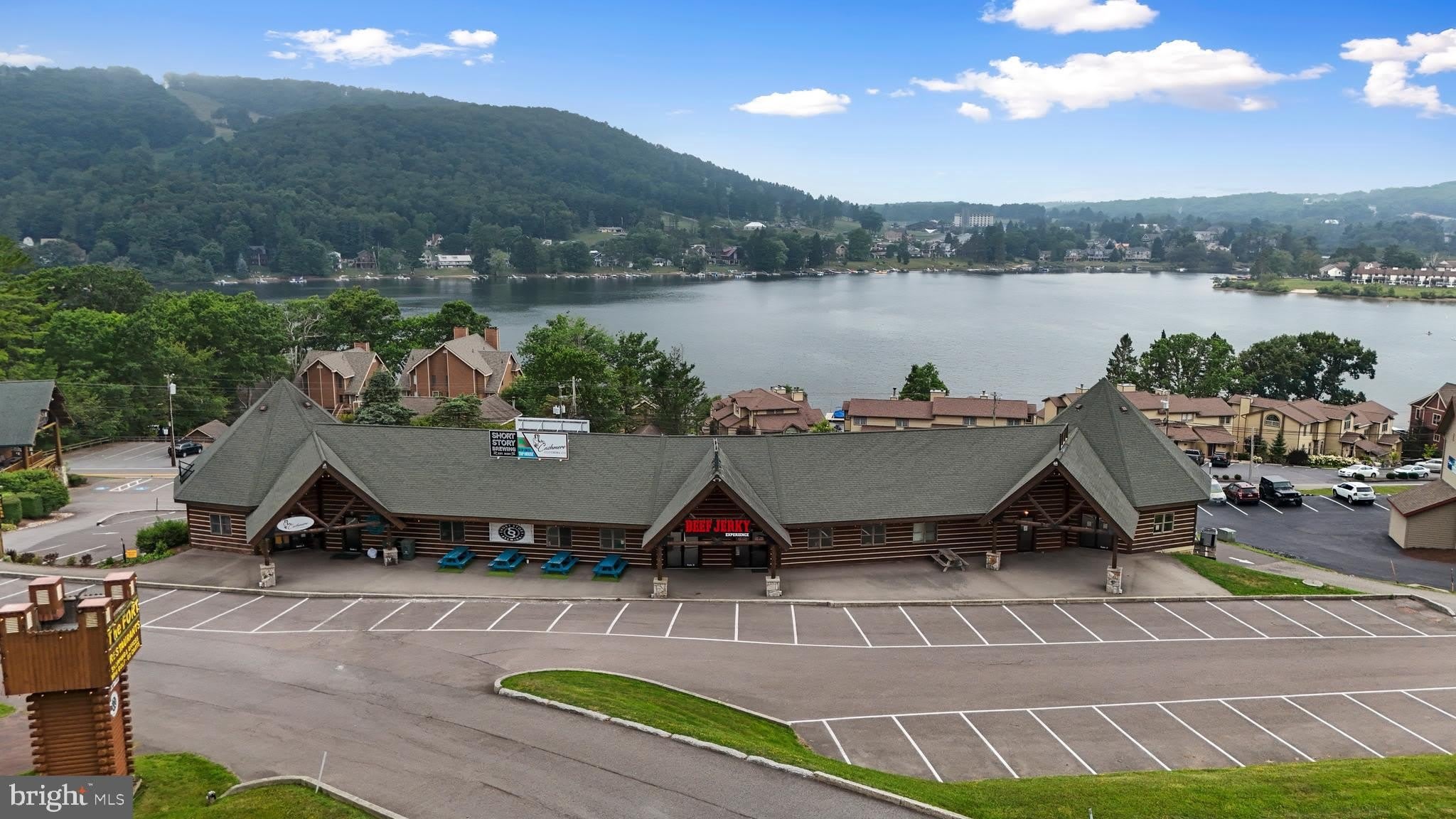 1550 DEEP CREEK Drive – photo 2