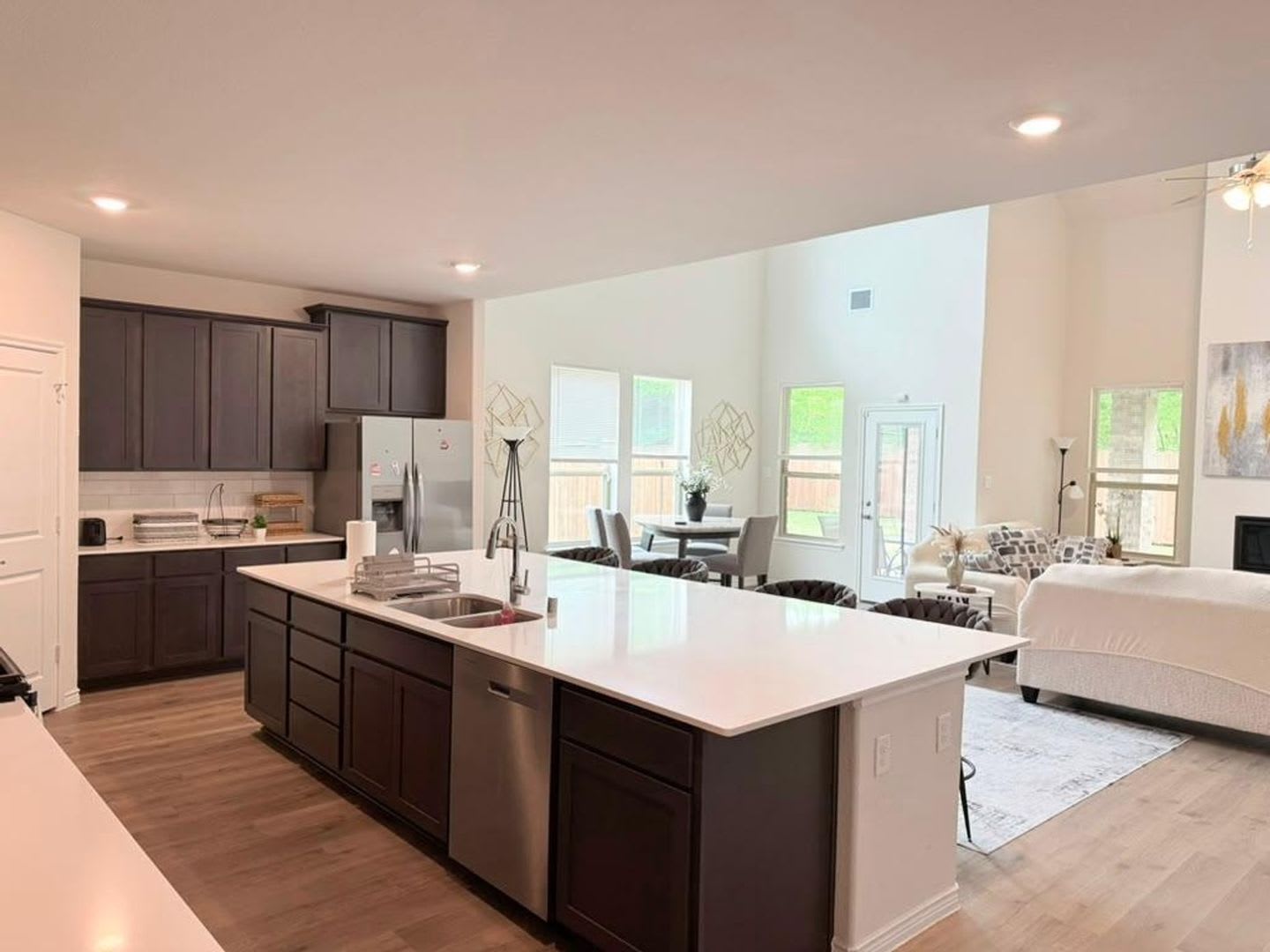 Spacious 4BR Duplex in Forney – photo 5