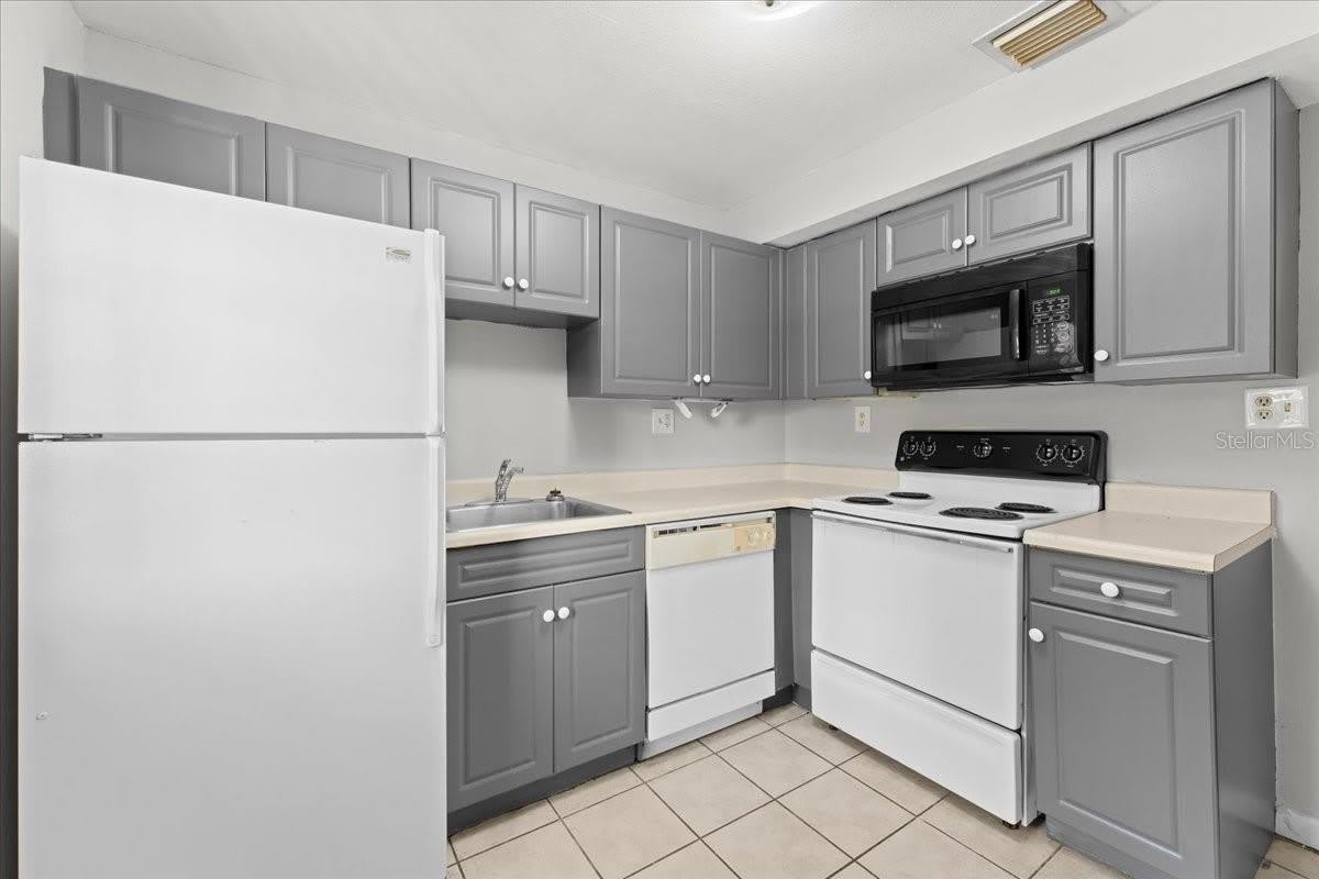 12407 OAK CEDAR Place – photo 4
