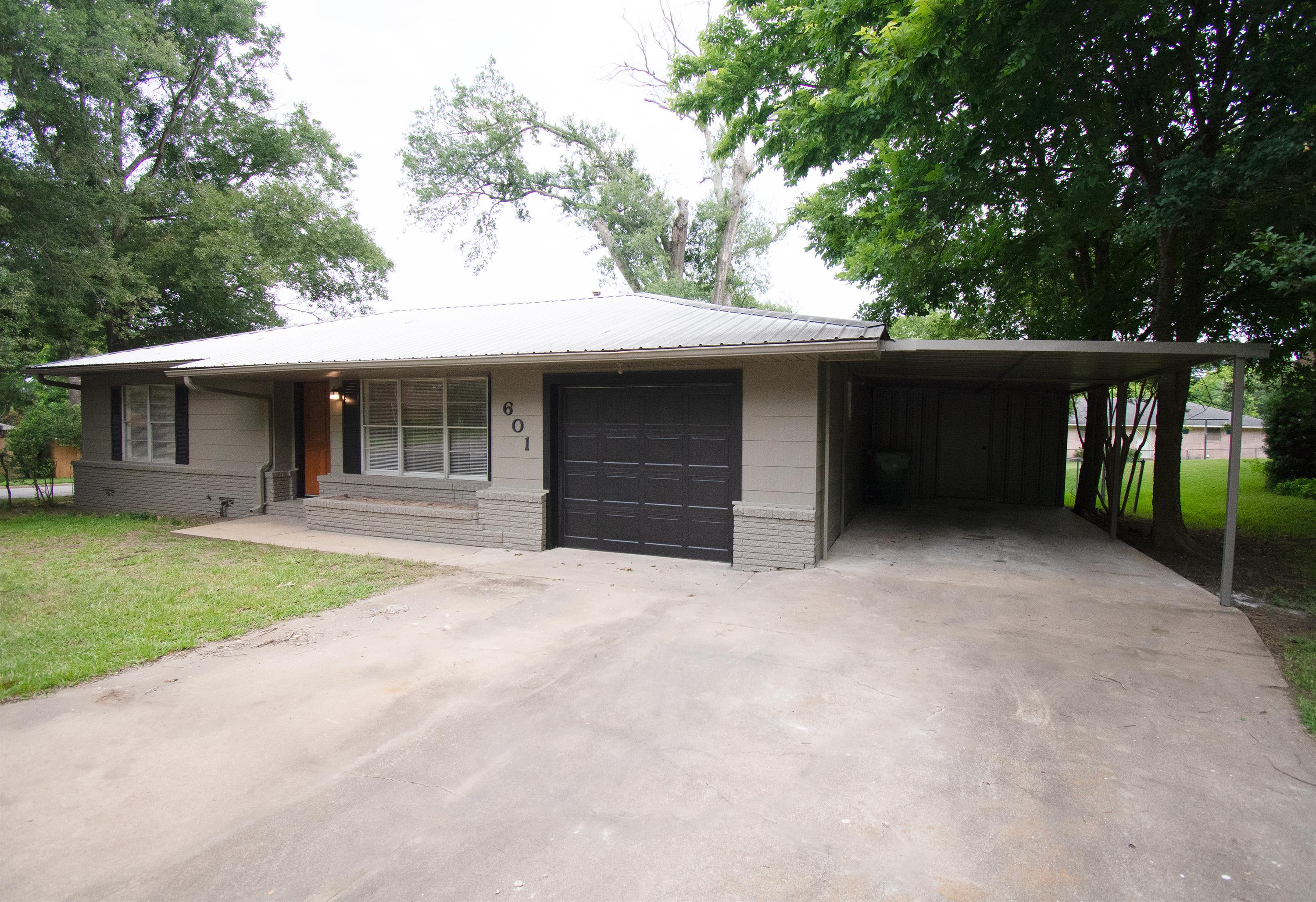 601 Atlow Drive – photo 2