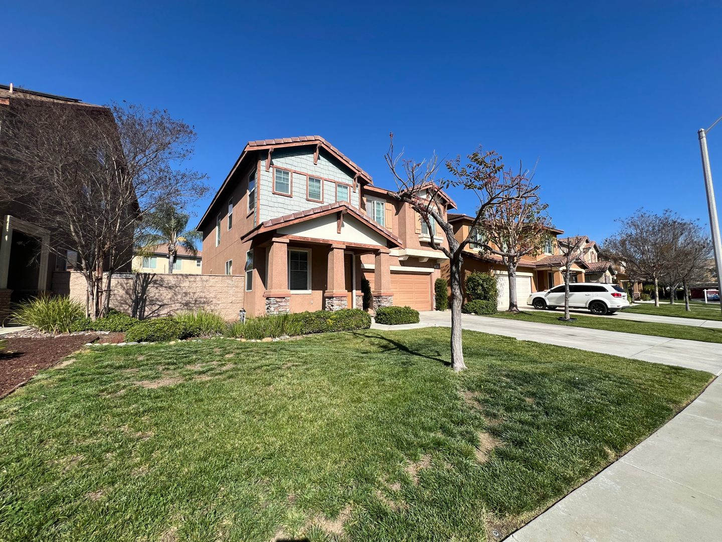 Four Bedroom Three Bathroom Home in Murrieta – photo 3
