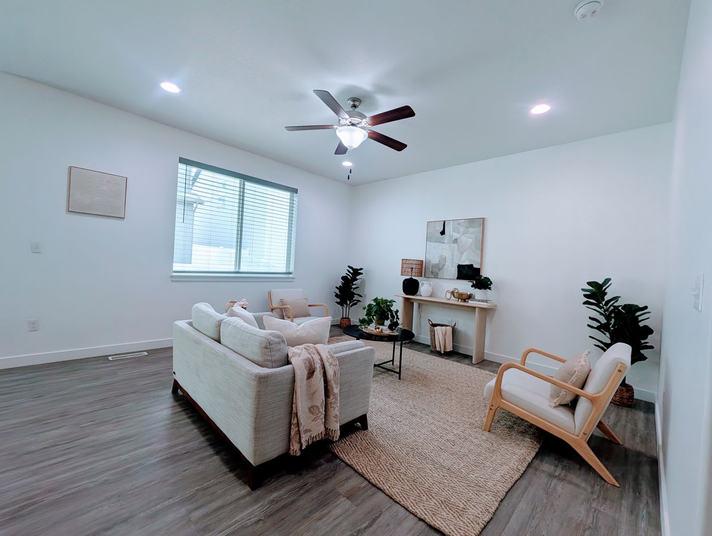 Fantastic Huge Bluffdale Home!!!! – photo 5