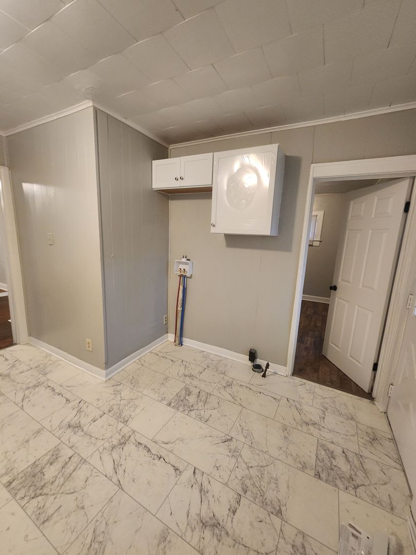 Updated Two Bedroom Single Family Home near N Harding and 23rd – photo 5