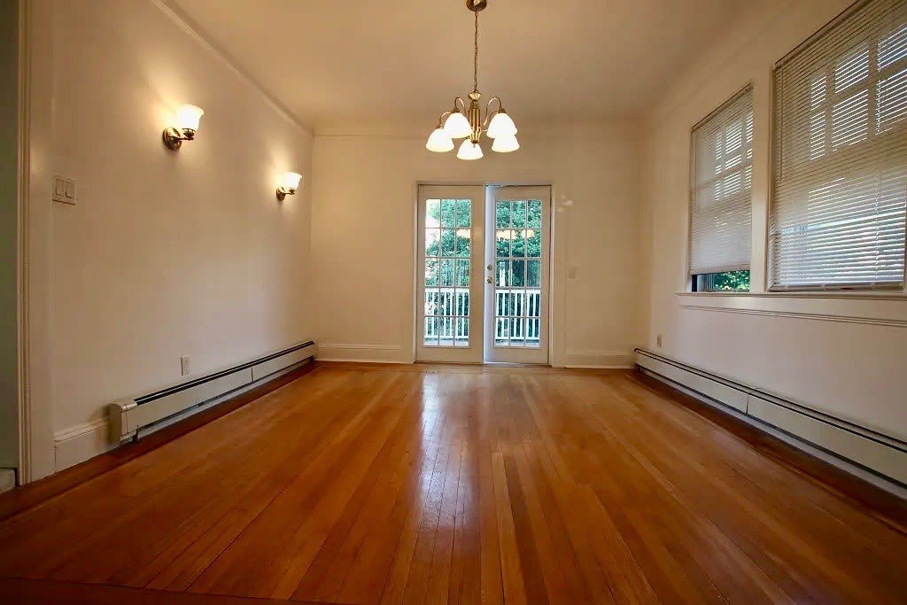 1522 Dwight Place – photo 5
