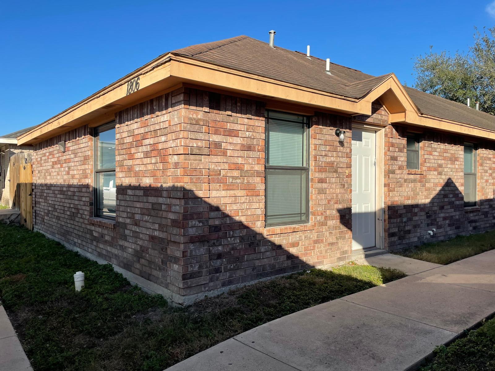 1806 South Ironwood Street – photo 1