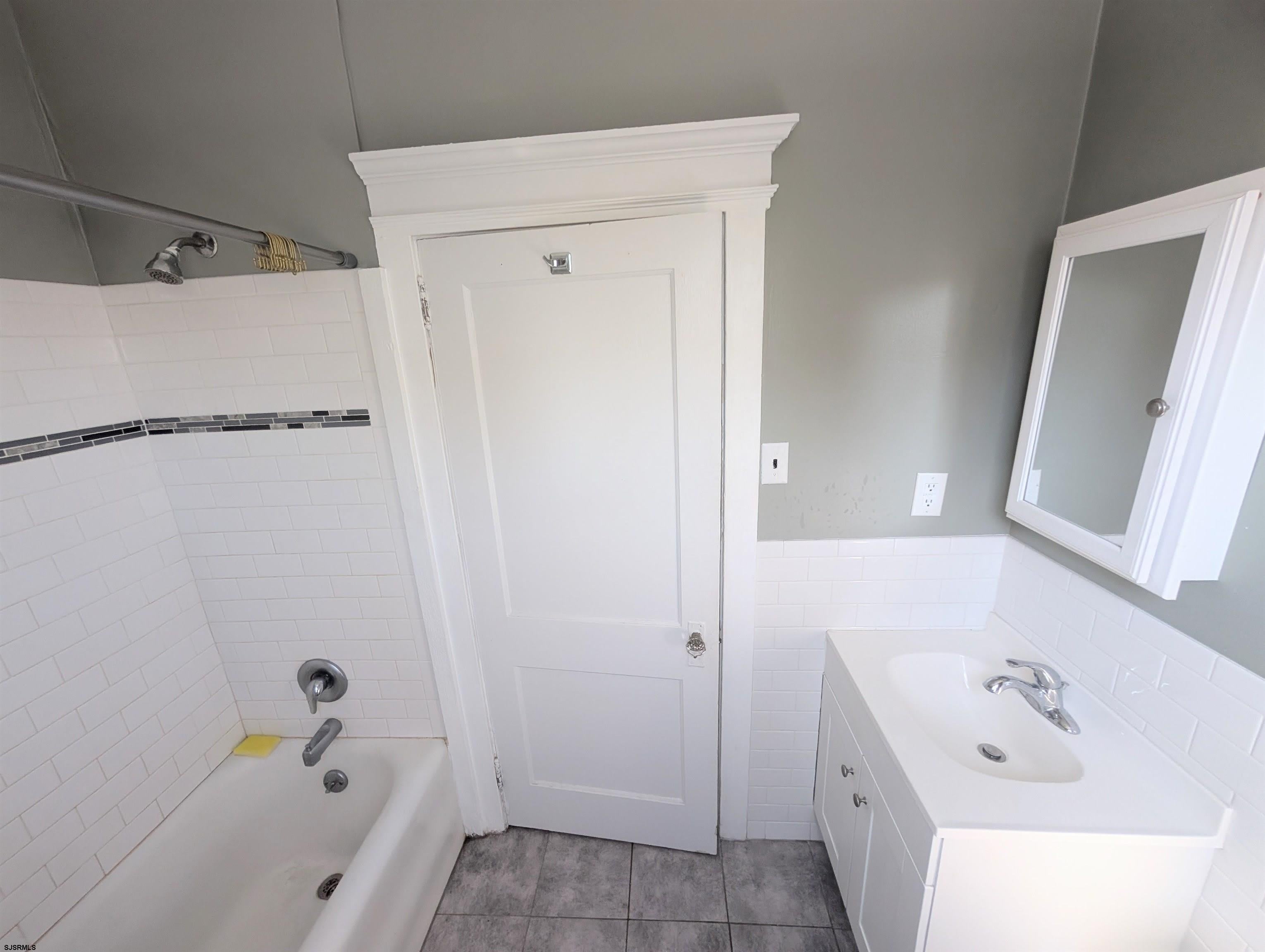 2 N PORTLAND – photo 5