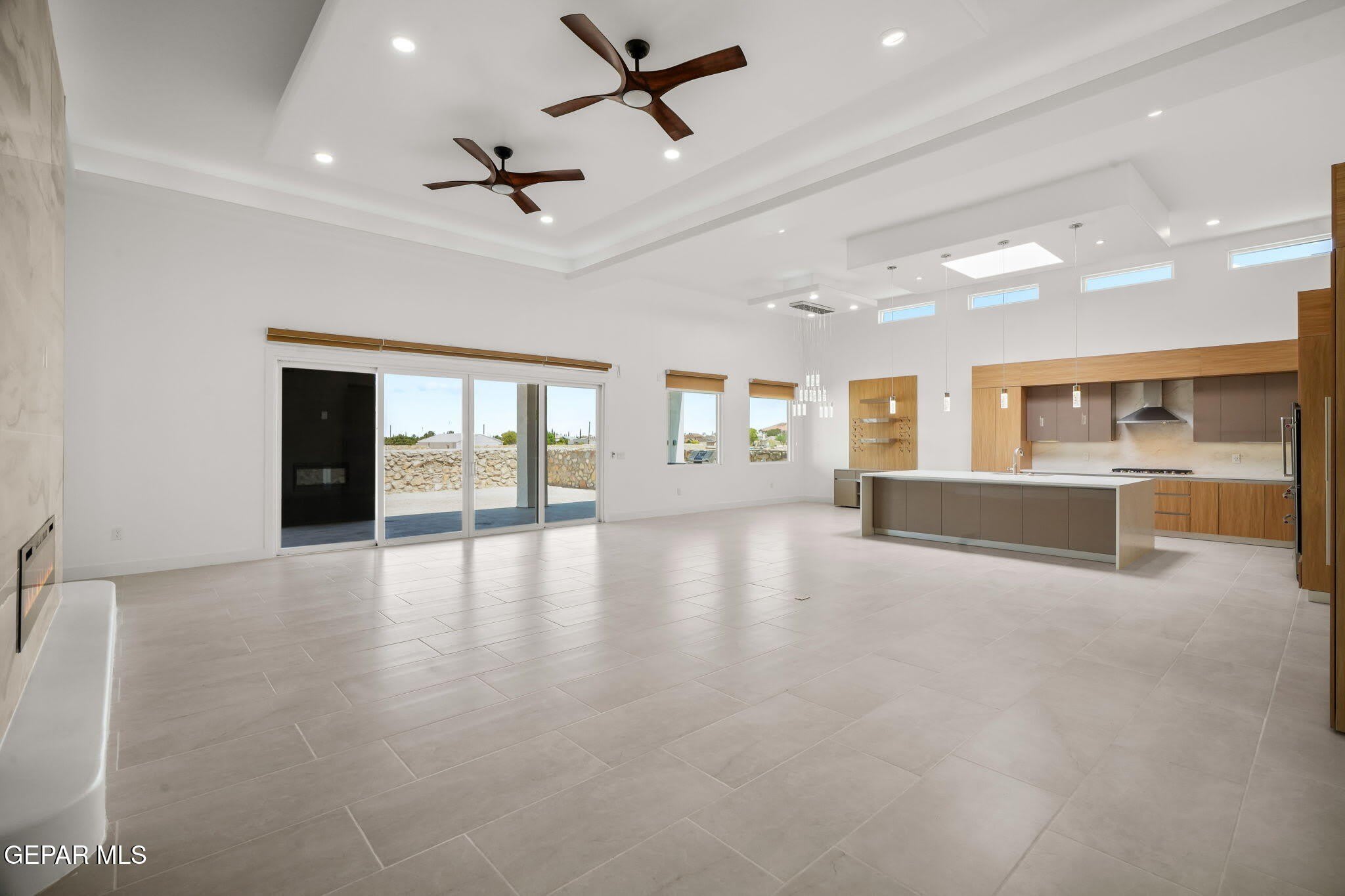11337 ARDELLE Avenue – photo 5
