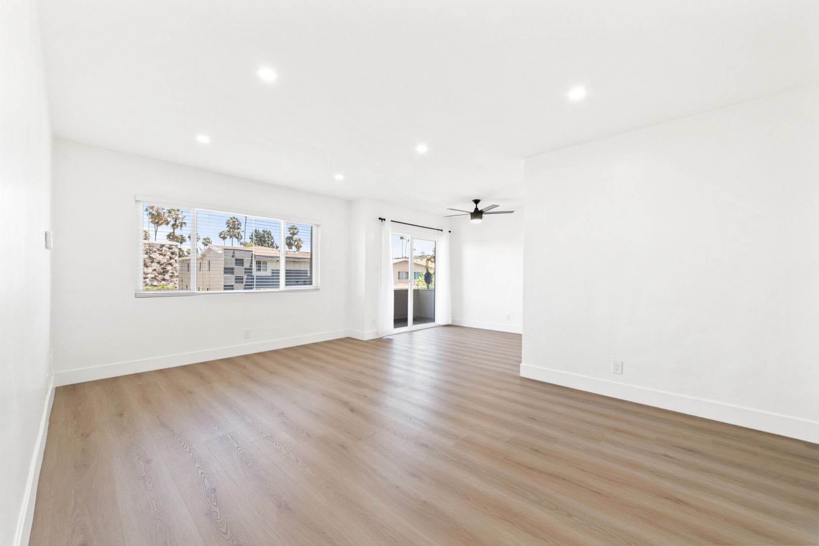 4021 Stevely Ave – photo 4