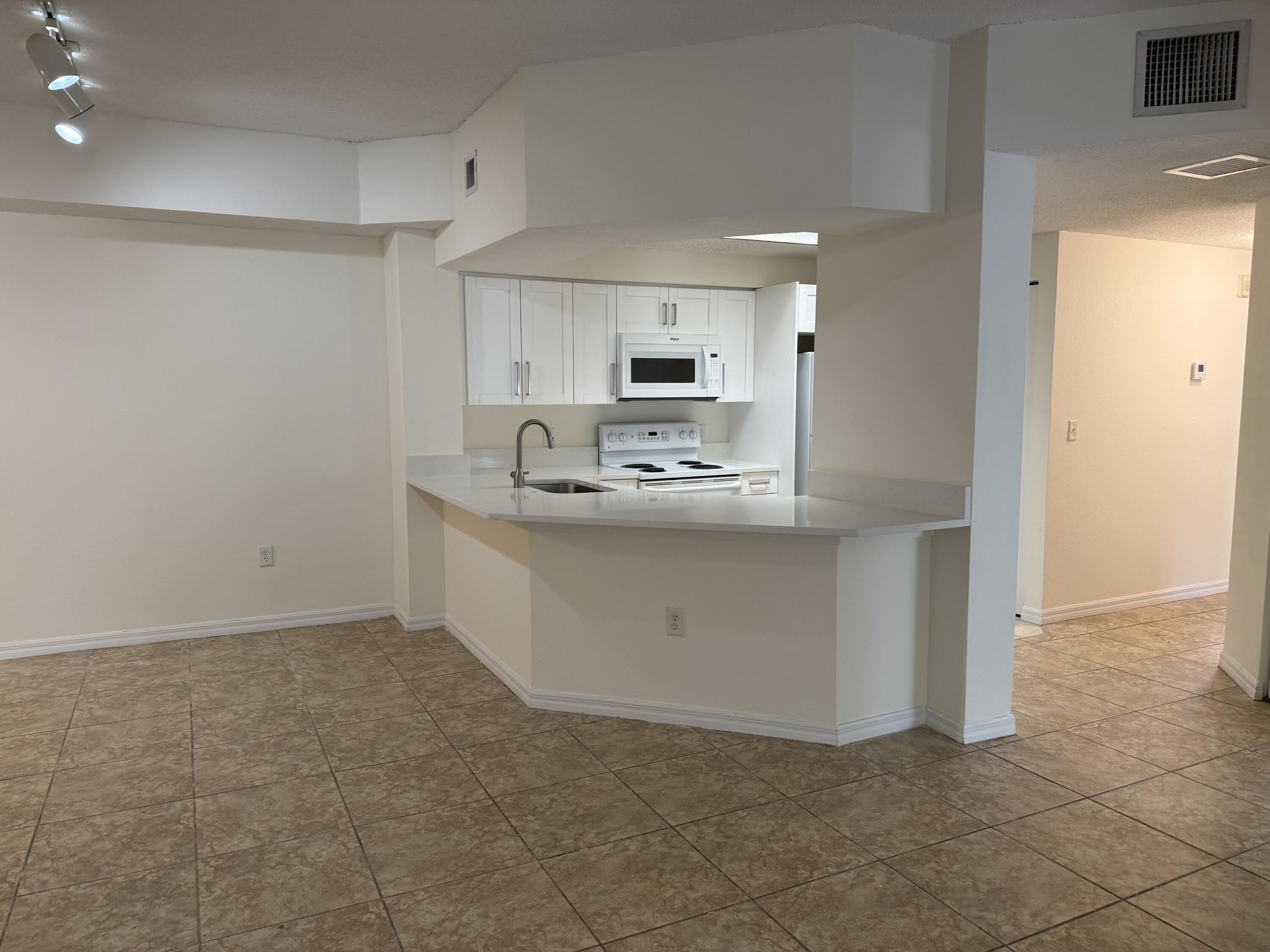 3020 Alcazar Place – photo 3
