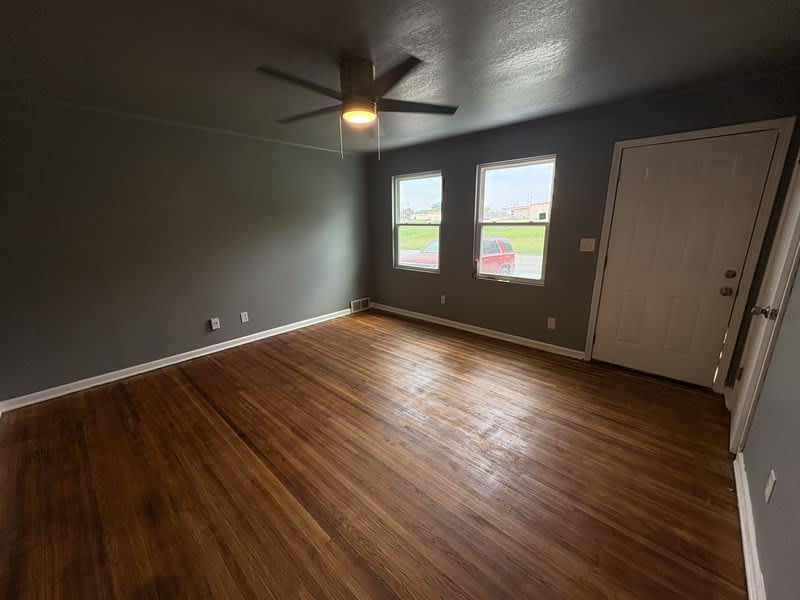 3514 North Hartford Avenue – photo 2