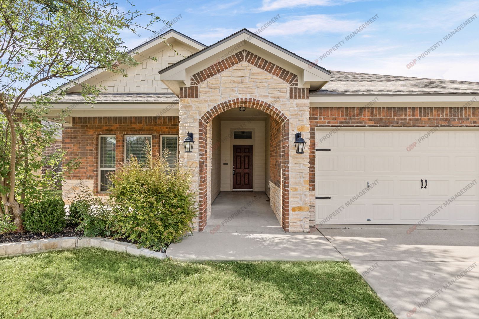 3 BED, 2 BATH-ACADEMY ISD – photo 3