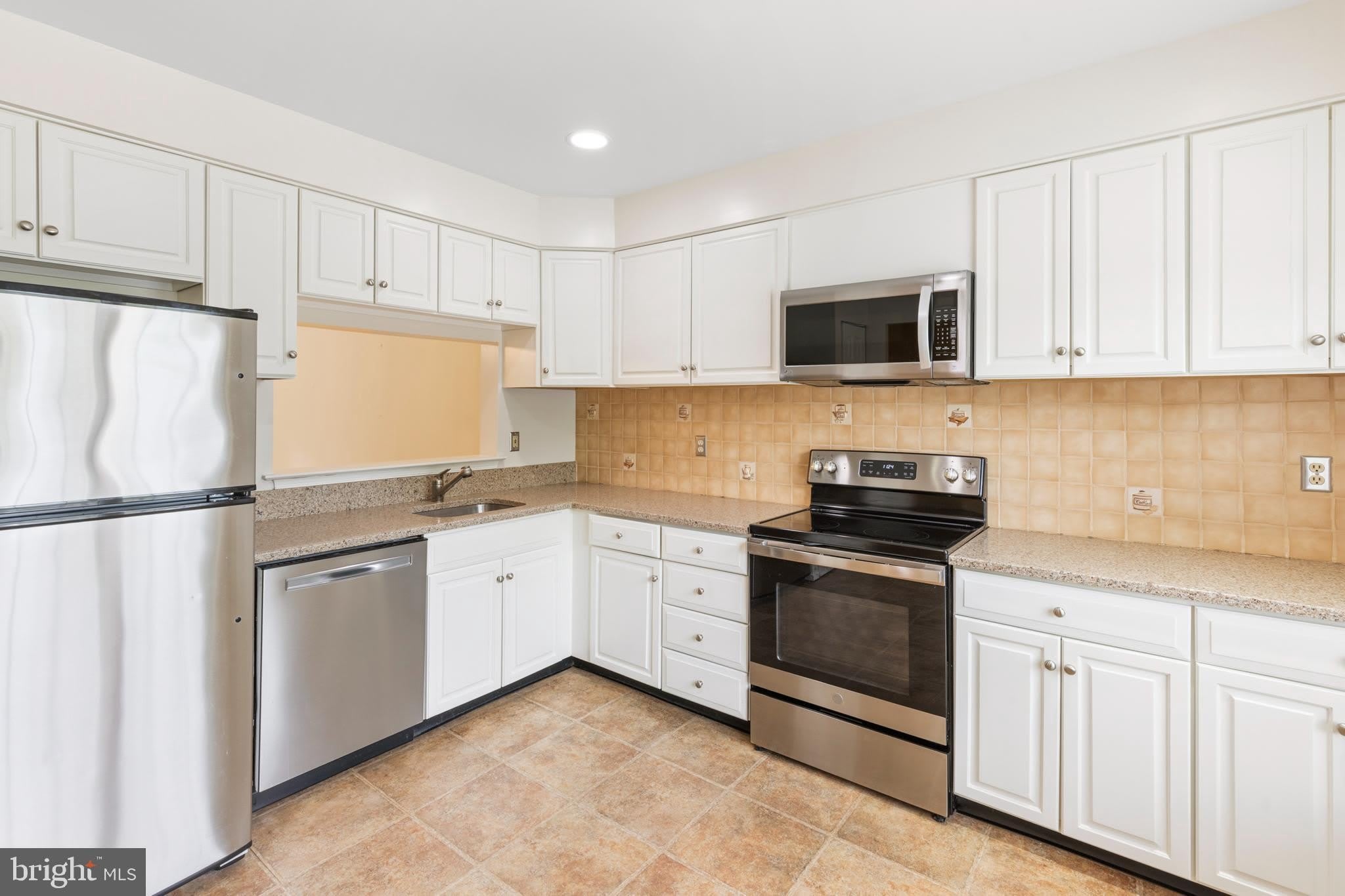 23 ROGER VALLEY Court – photo 5