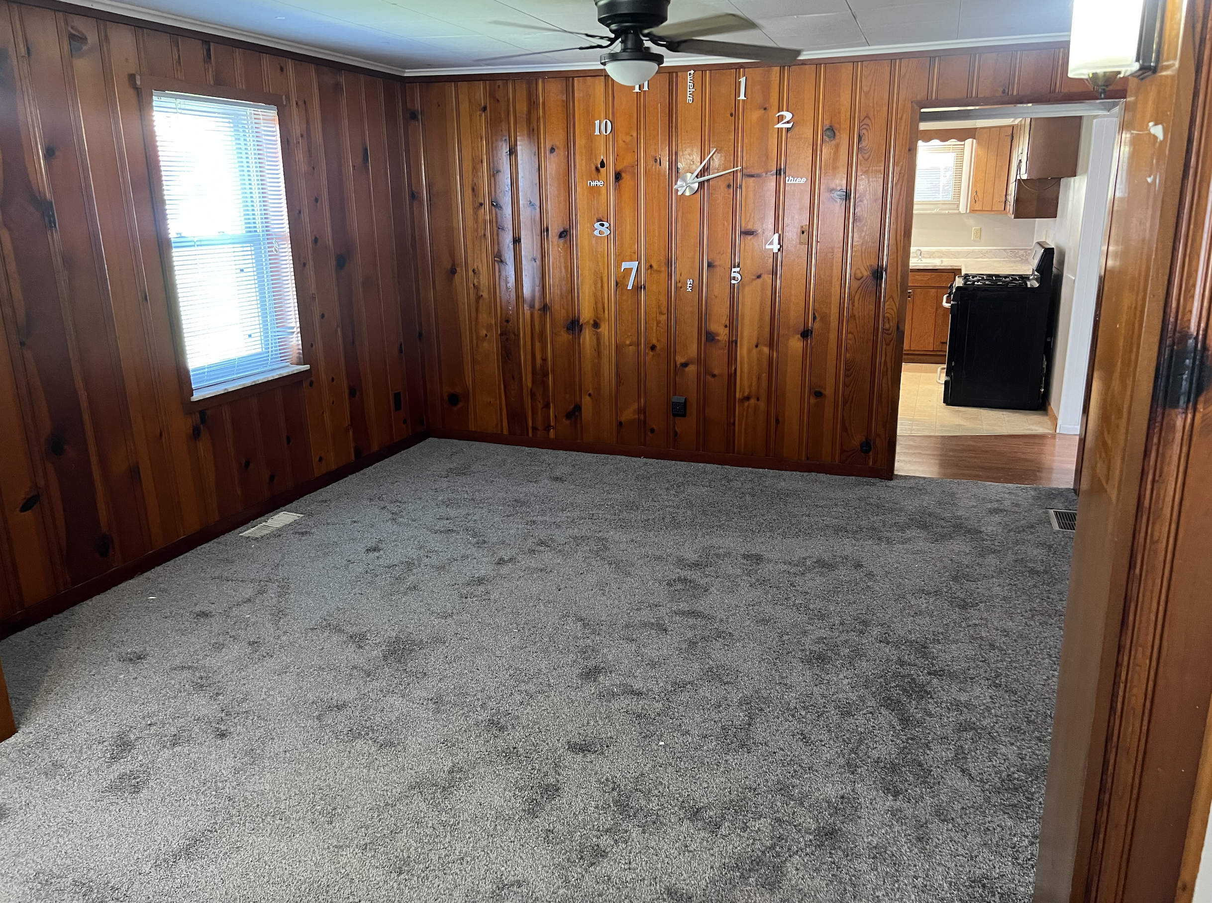 342 Crawford Ave – photo 3