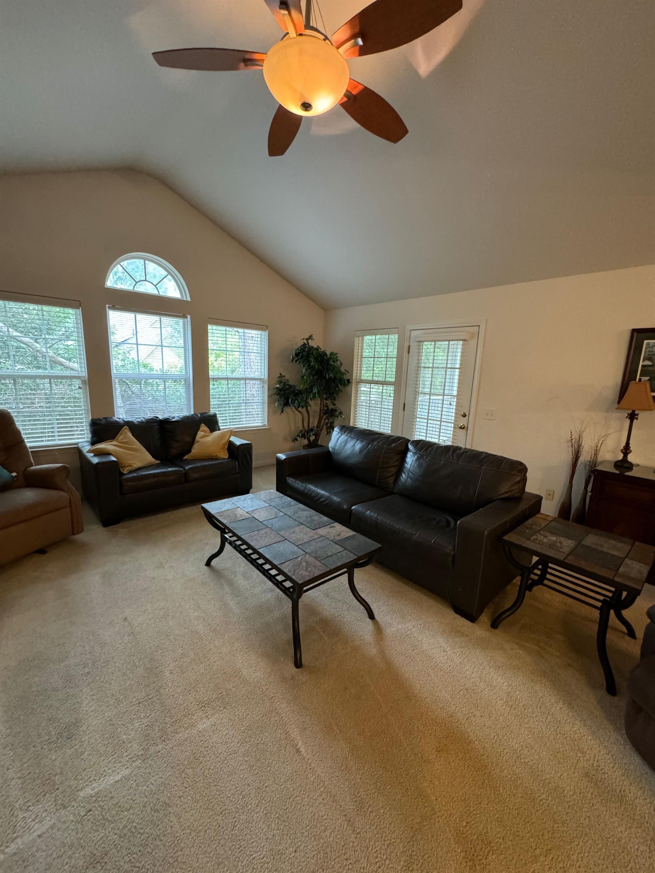 116 Brentwood – photo 4