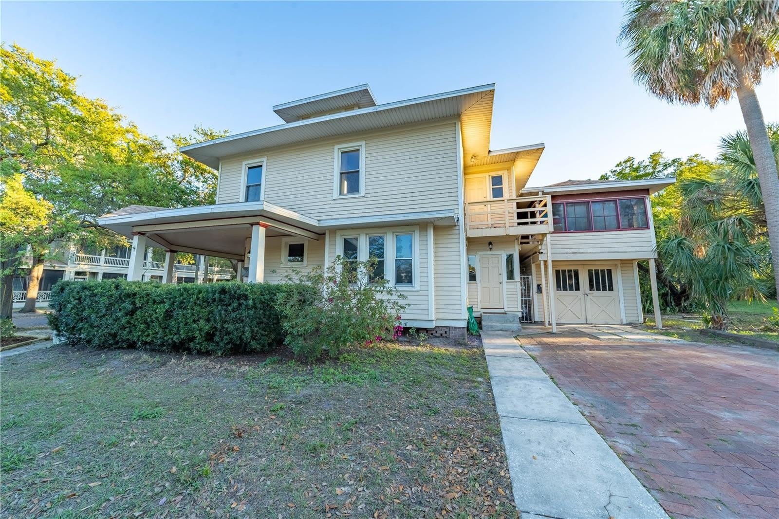 848 3RD Street N – photo 1