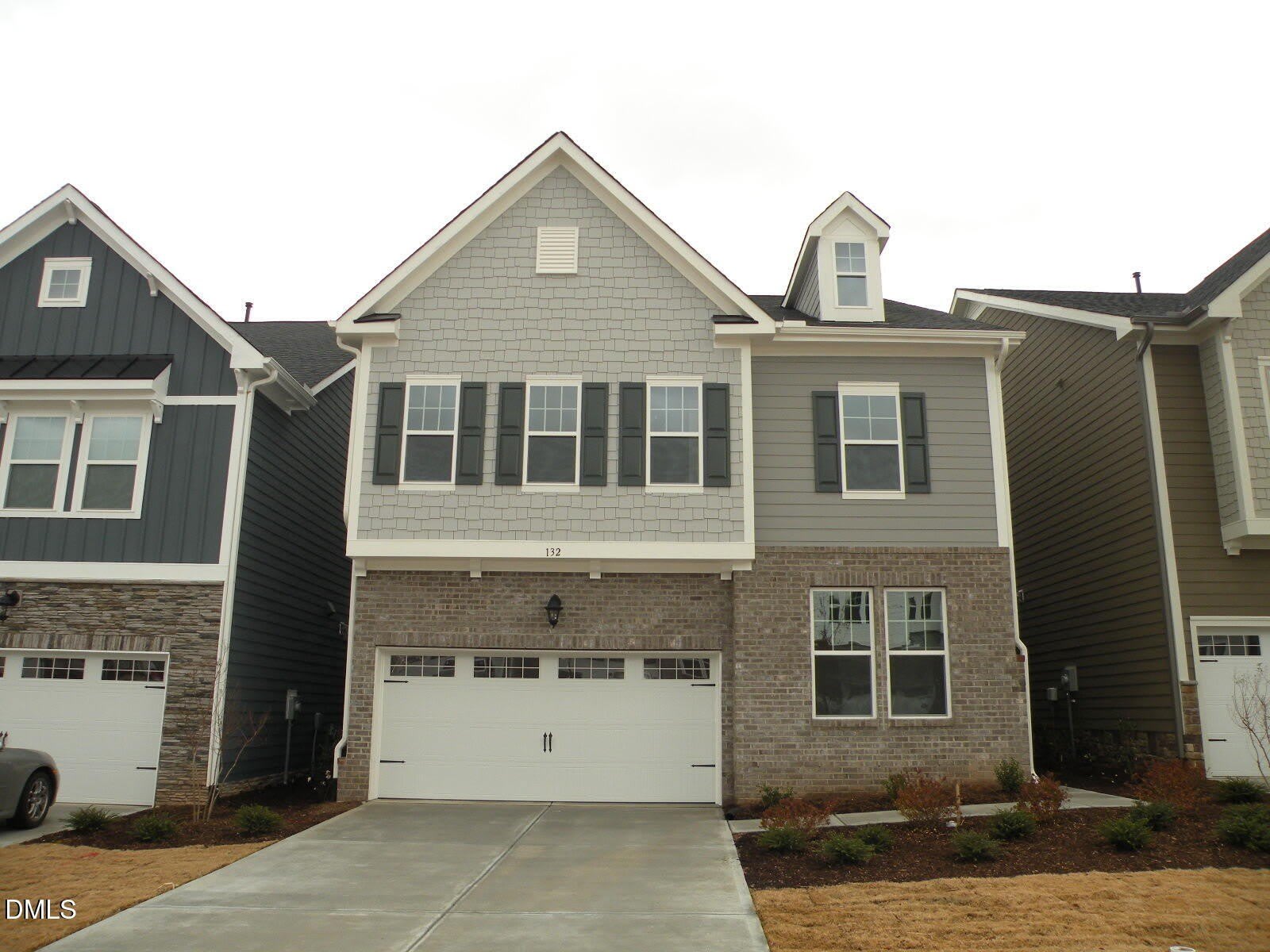 132 Tree Hill Lane – photo 1